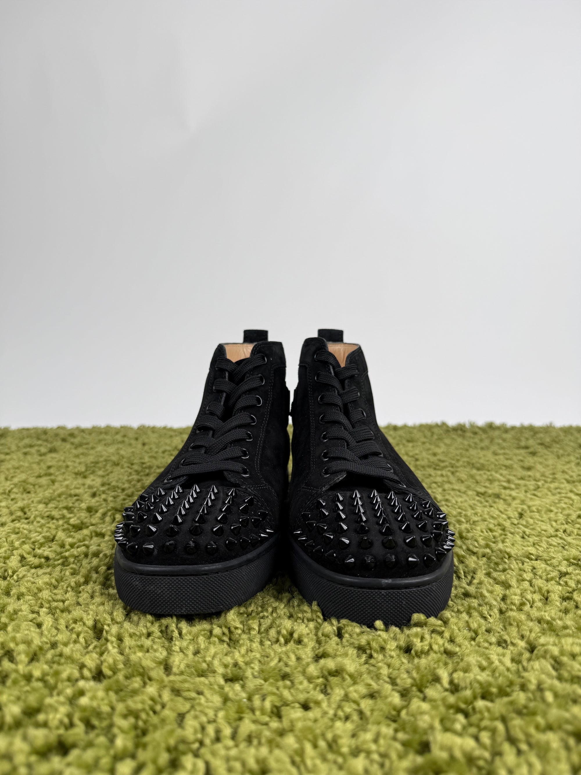Christian Louboutin spike sneaker 41
