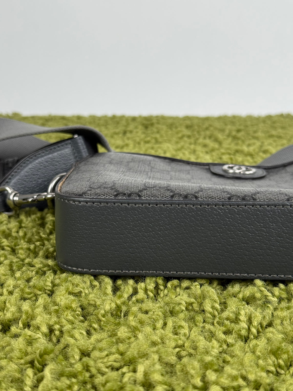 Borsa a tracolla Ophidia Gucci Monogram Verde