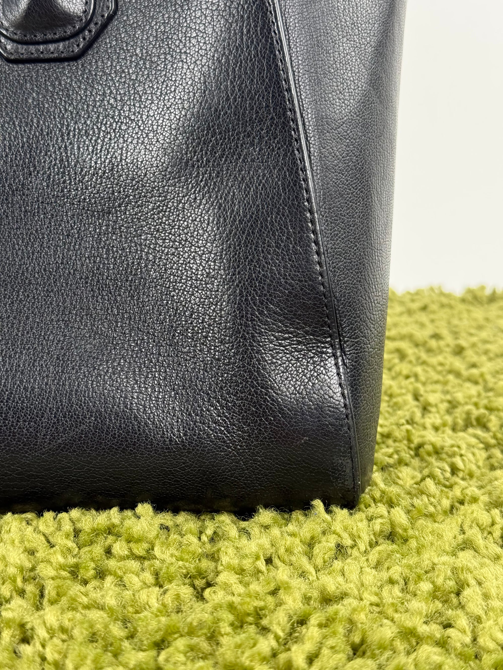 Borsa Antigona Givenchy in pelle Nera