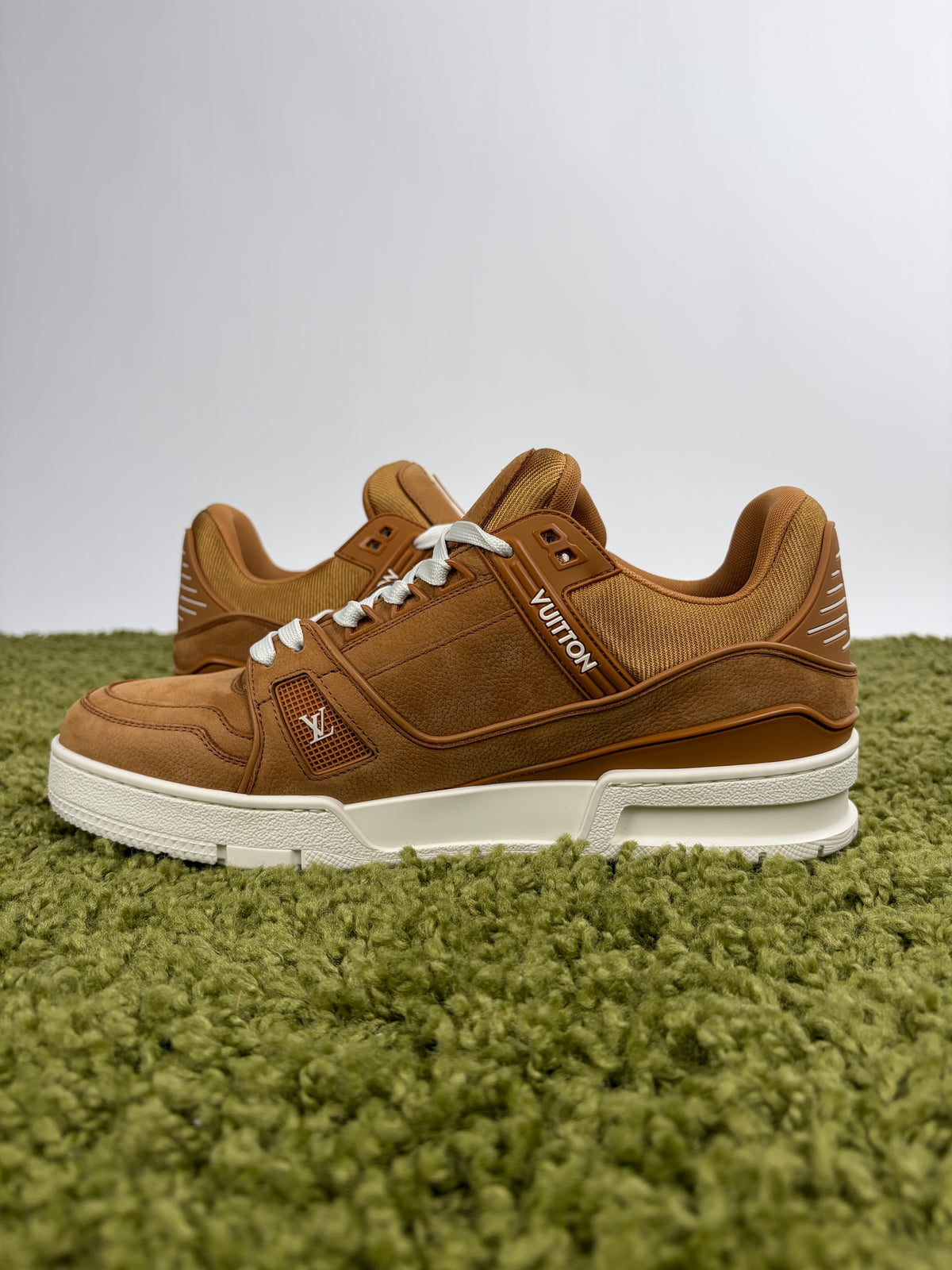 Louis Vuitton Trainer Beige 7