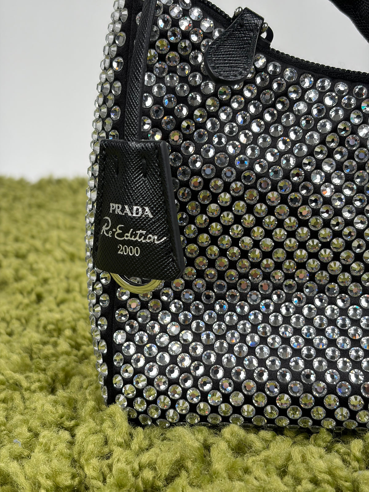 Borsa Prada Re Edition Nera con Cristalli