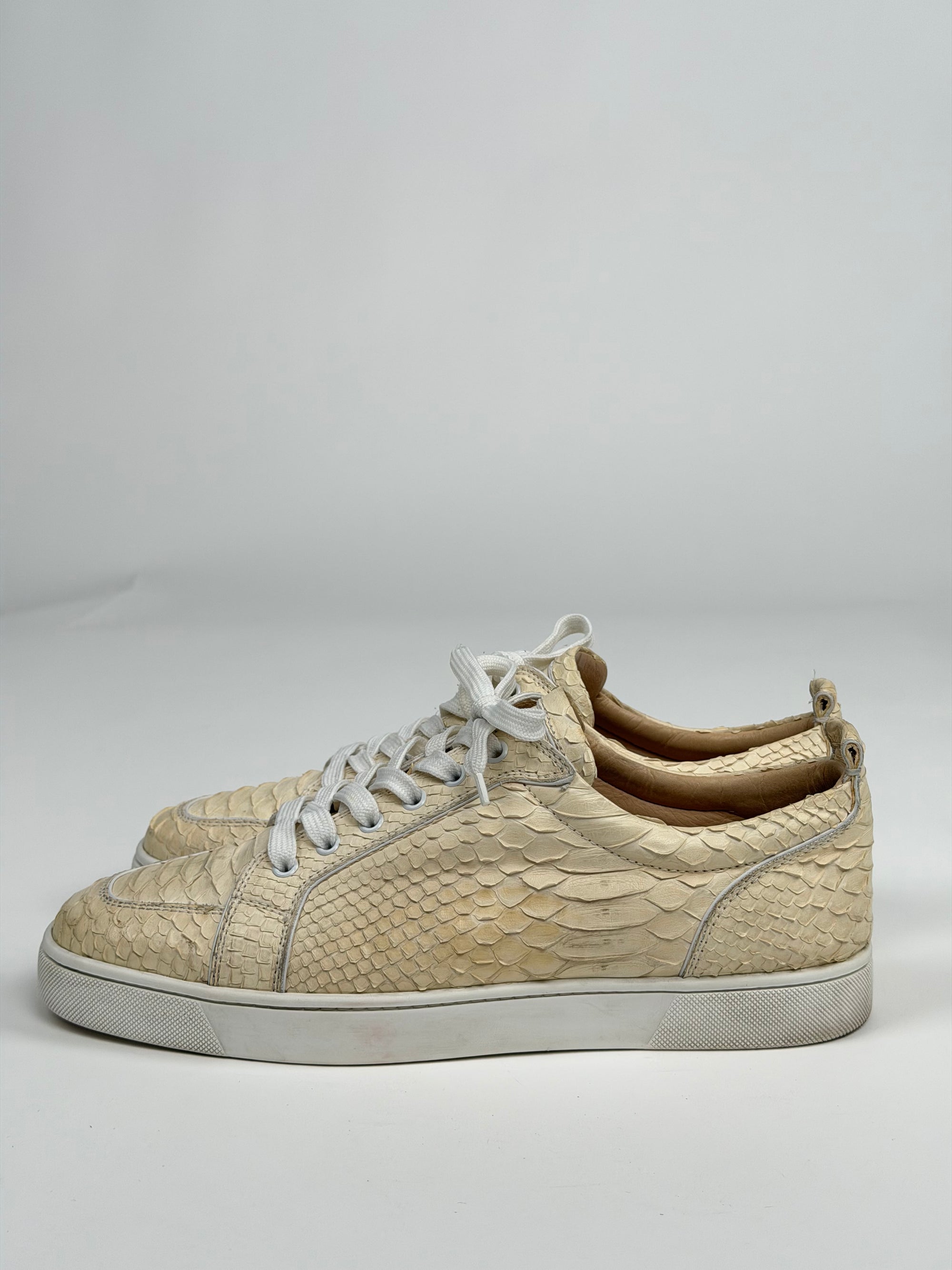 Louboutin basse Size 44.5 sabbia