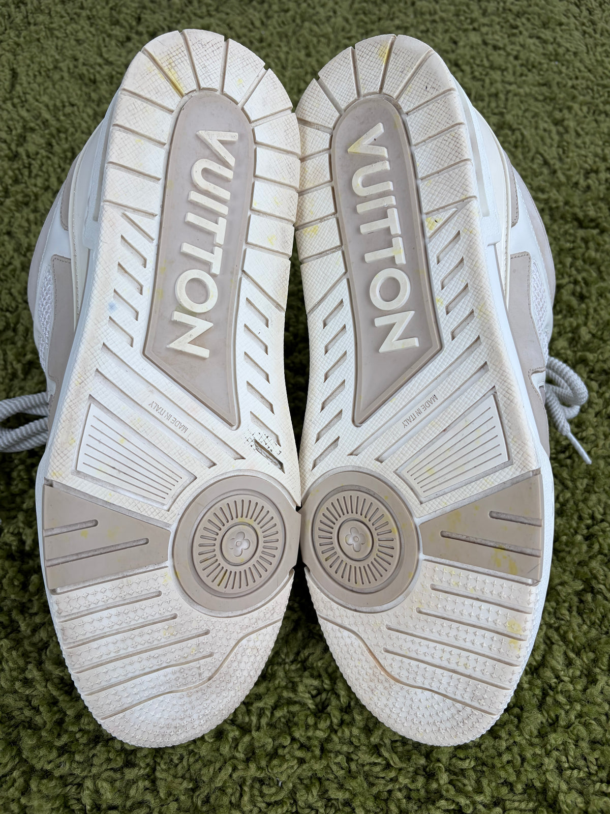 Louis Vuitton Skate Beige 10