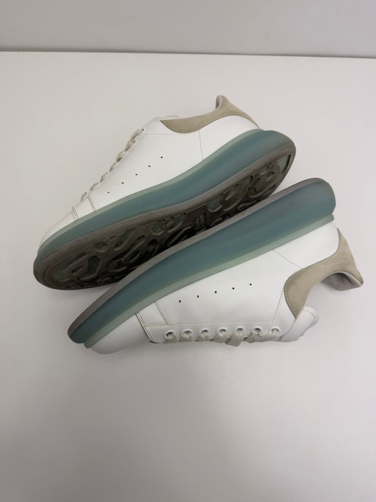 Alexander McQueen 42.5