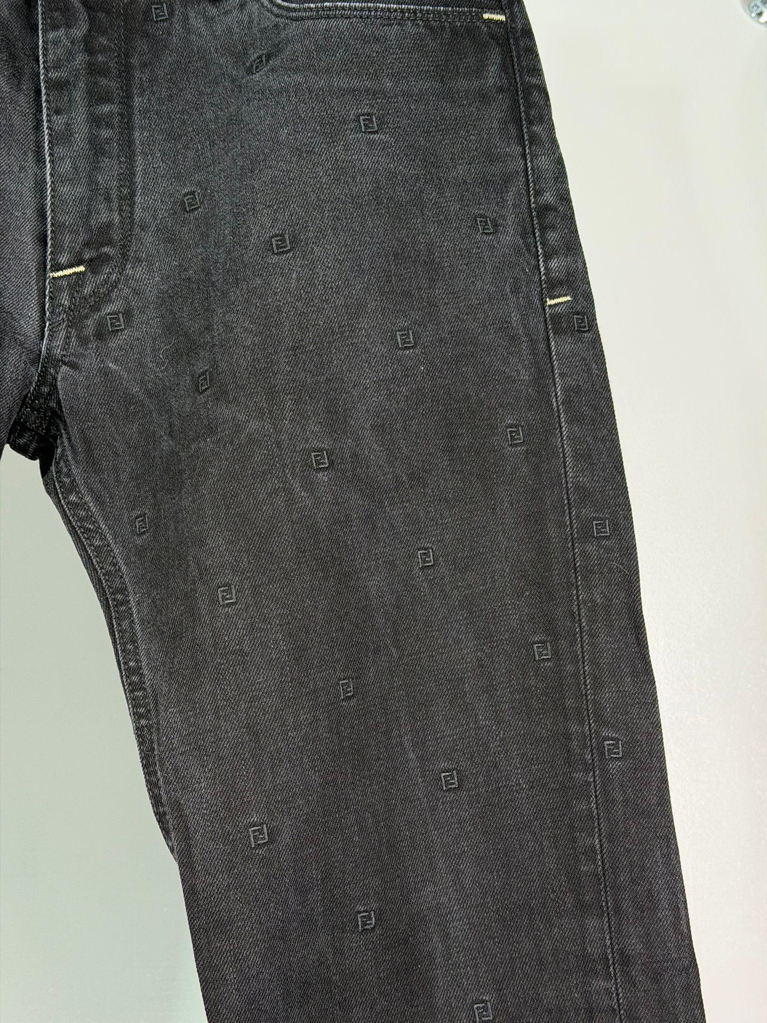 pantalone Fendi Size 46 nero