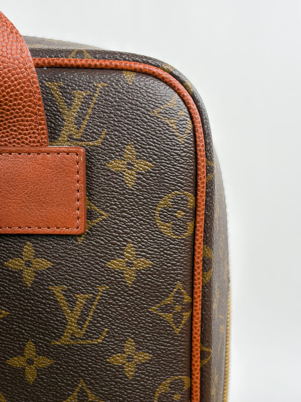 Zaino Louis Vuitton X NBA Legacy Shoes Box Marrone