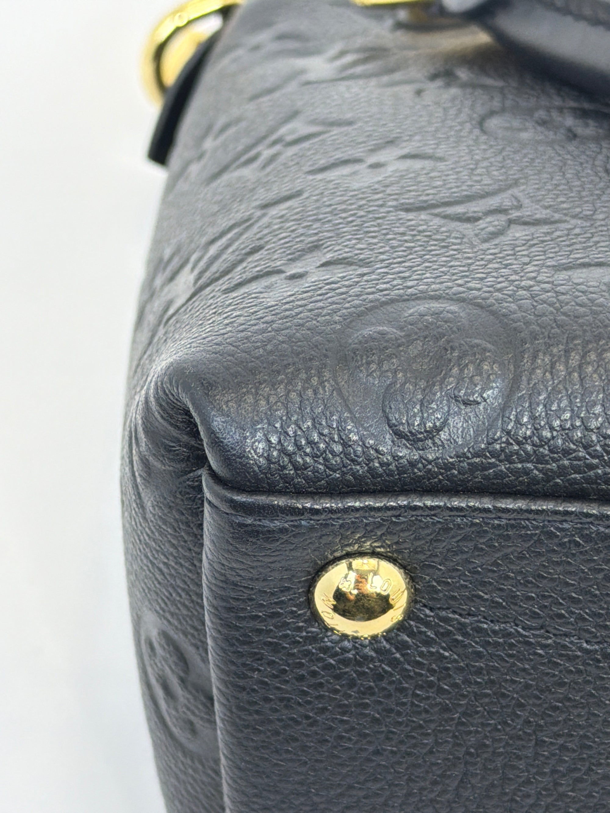 Borsa Louis Vuitton V tote BB nera panna e oro