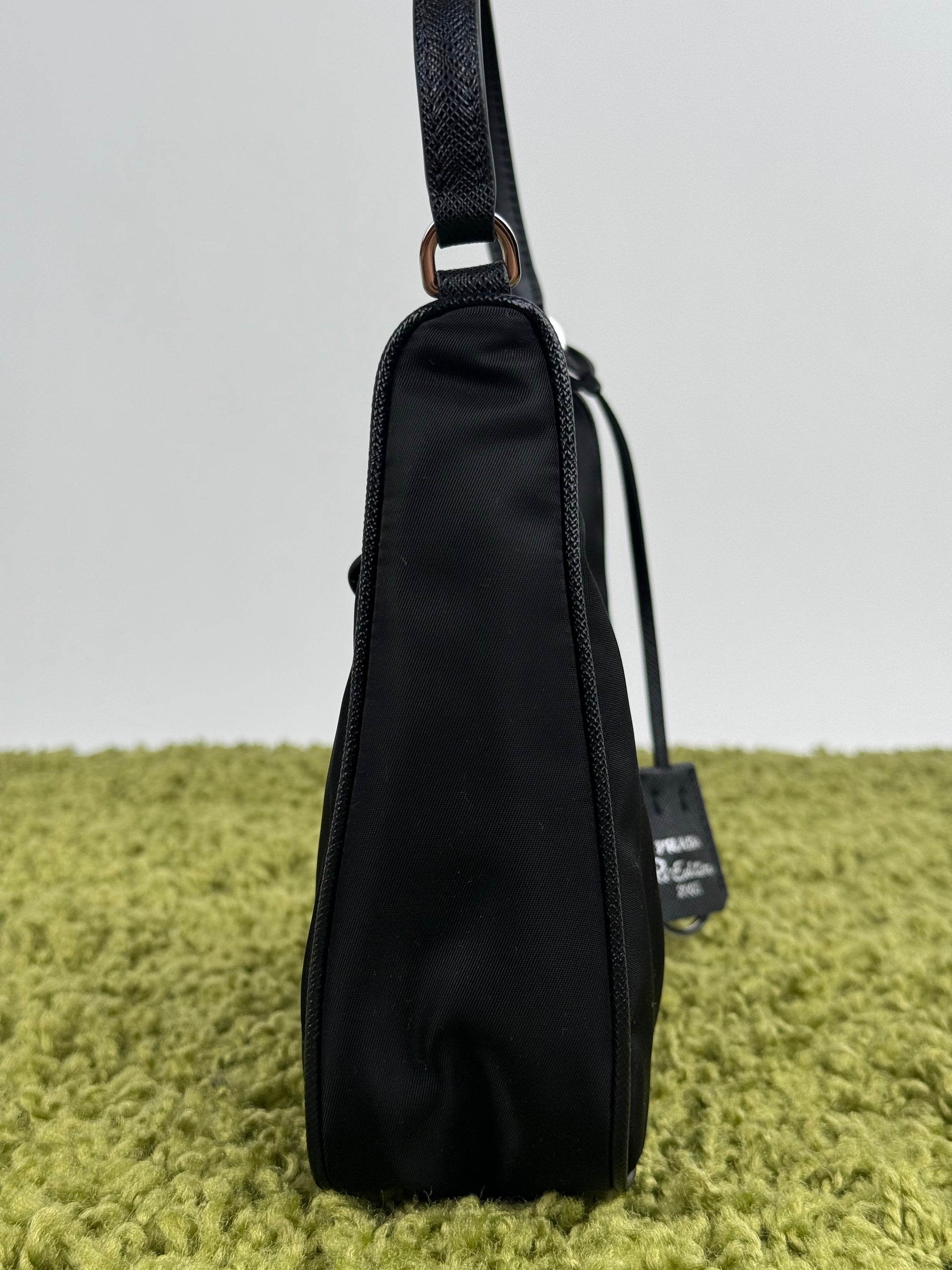 Borsa Prada Re-Edition 2000 nero