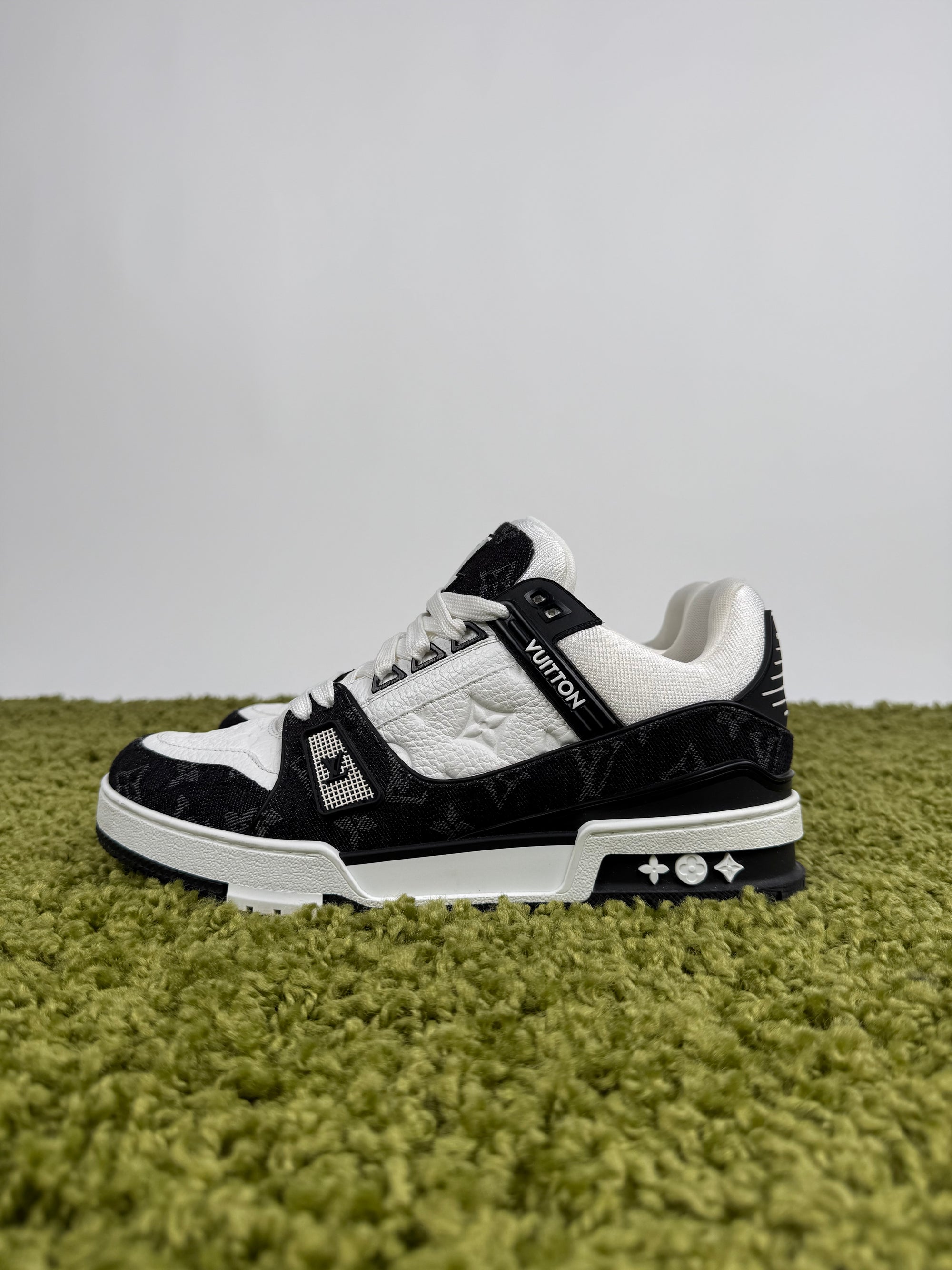 Louis Vuitton trainer Nera 6.5