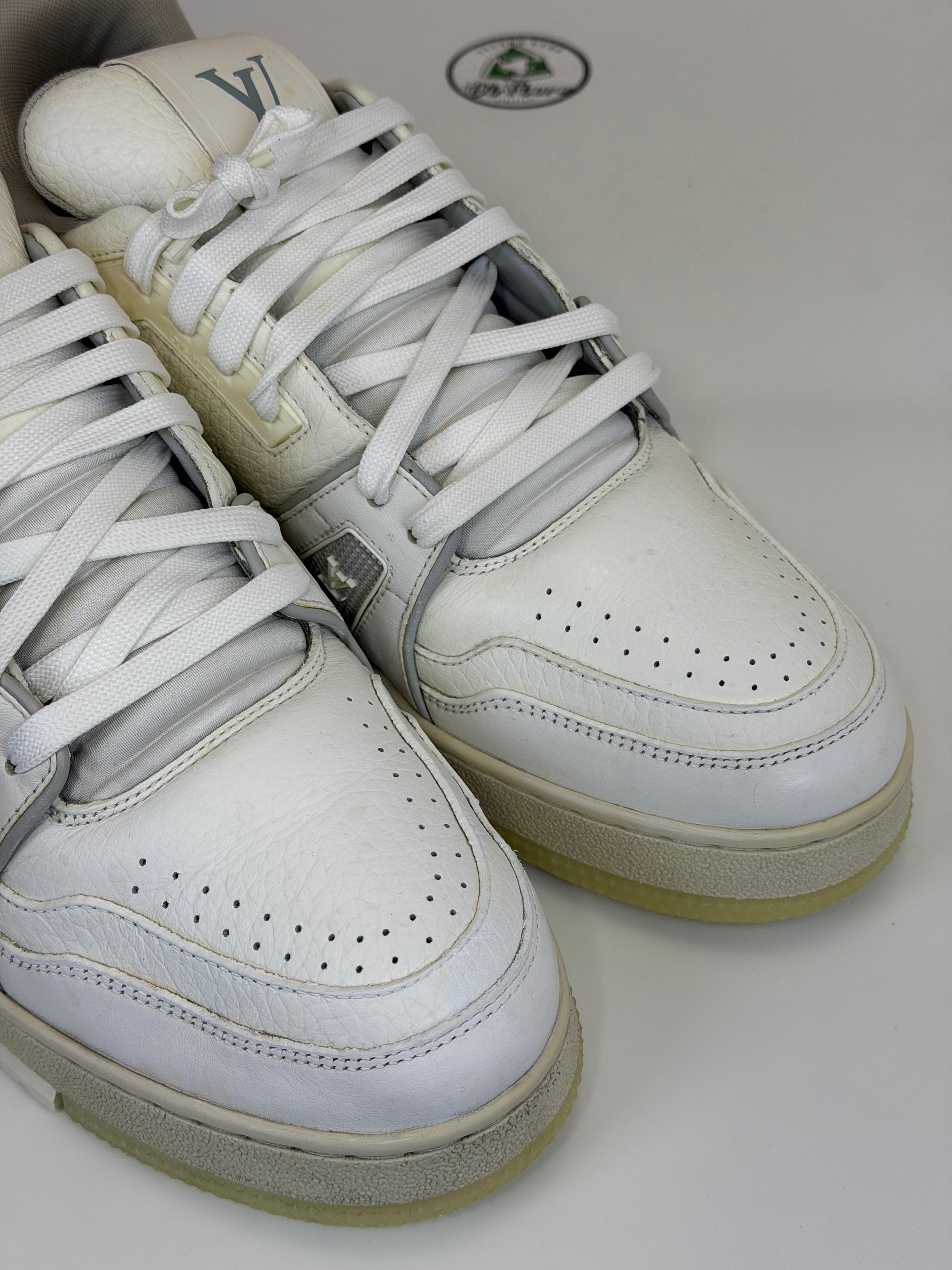 Louis Vuitton trainer 42.5