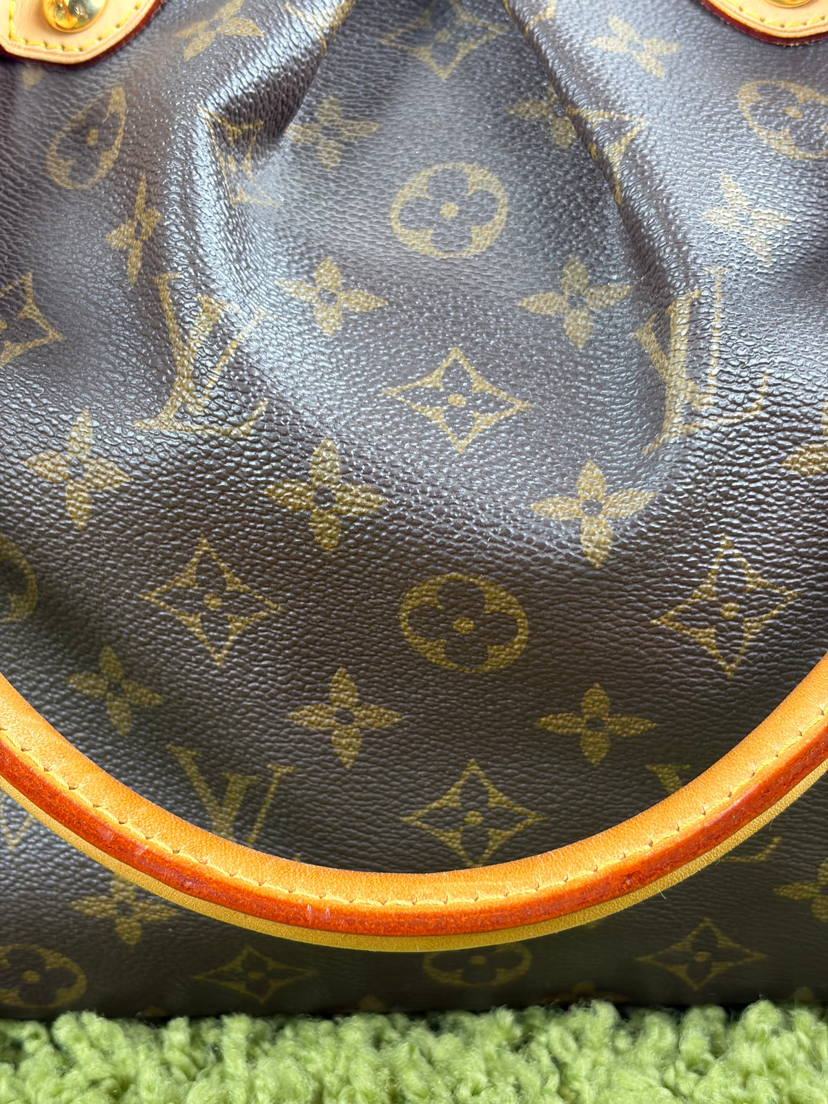 Borsa Louis Vuitton Tivoli PM Marrone