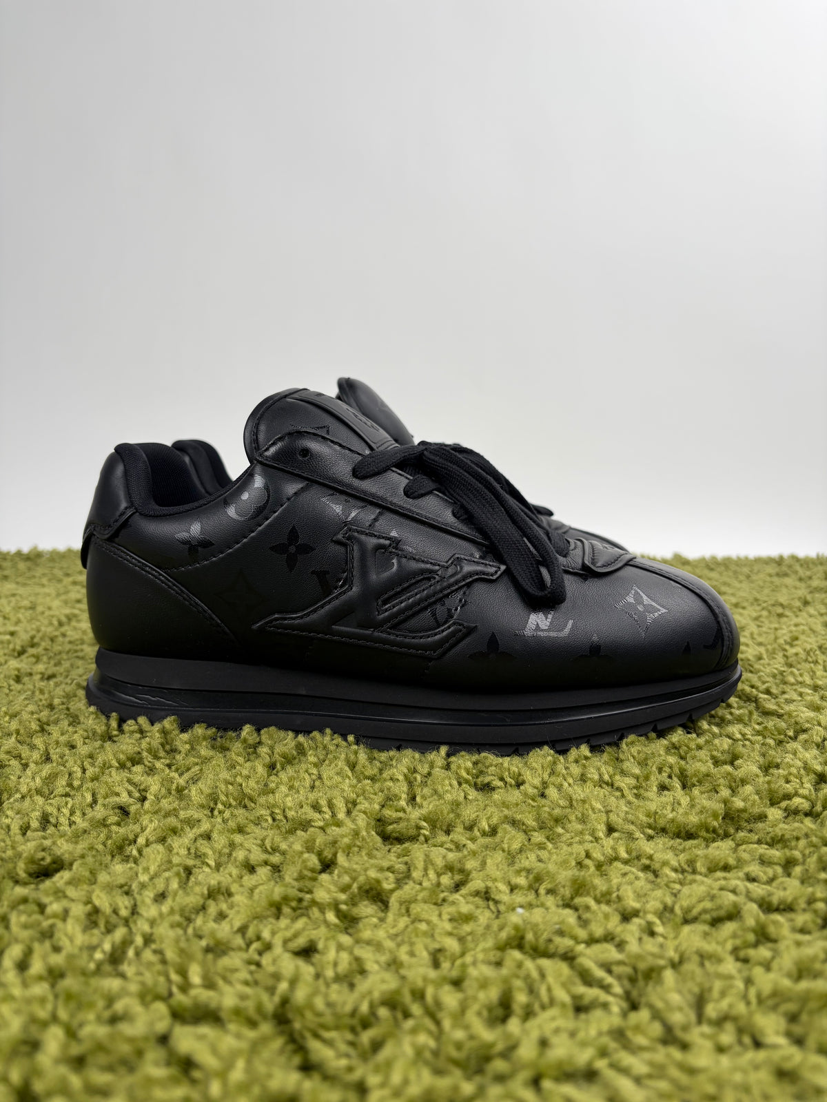 Louis Vuitton Buttersoft Nera 8