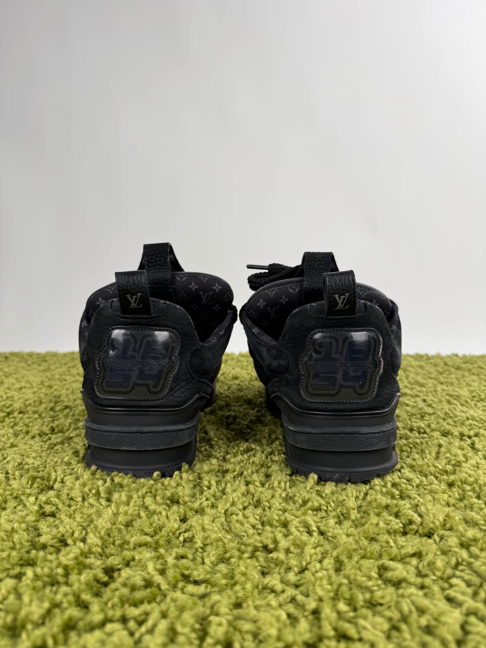 Louis Vuitton Skate Nera 9.5