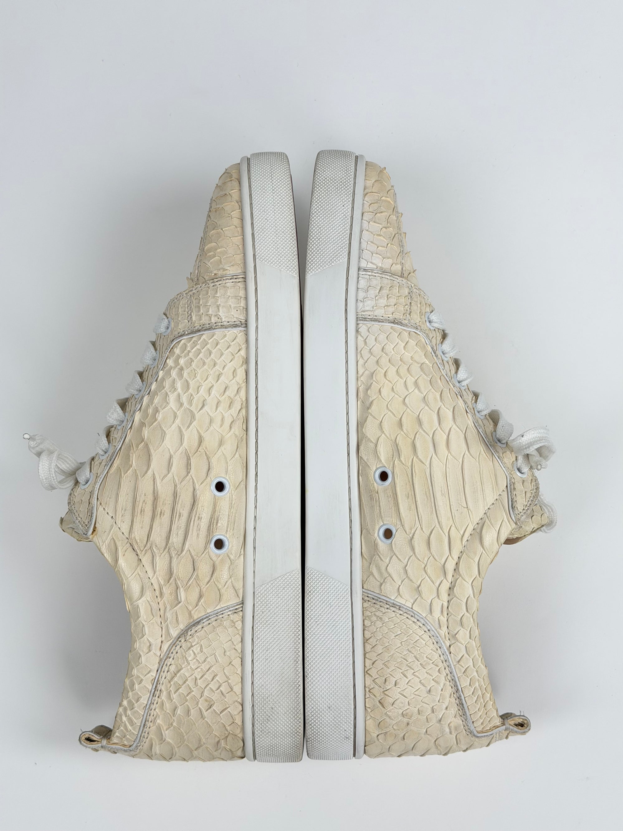Louboutin basse Size 44.5 sabbia