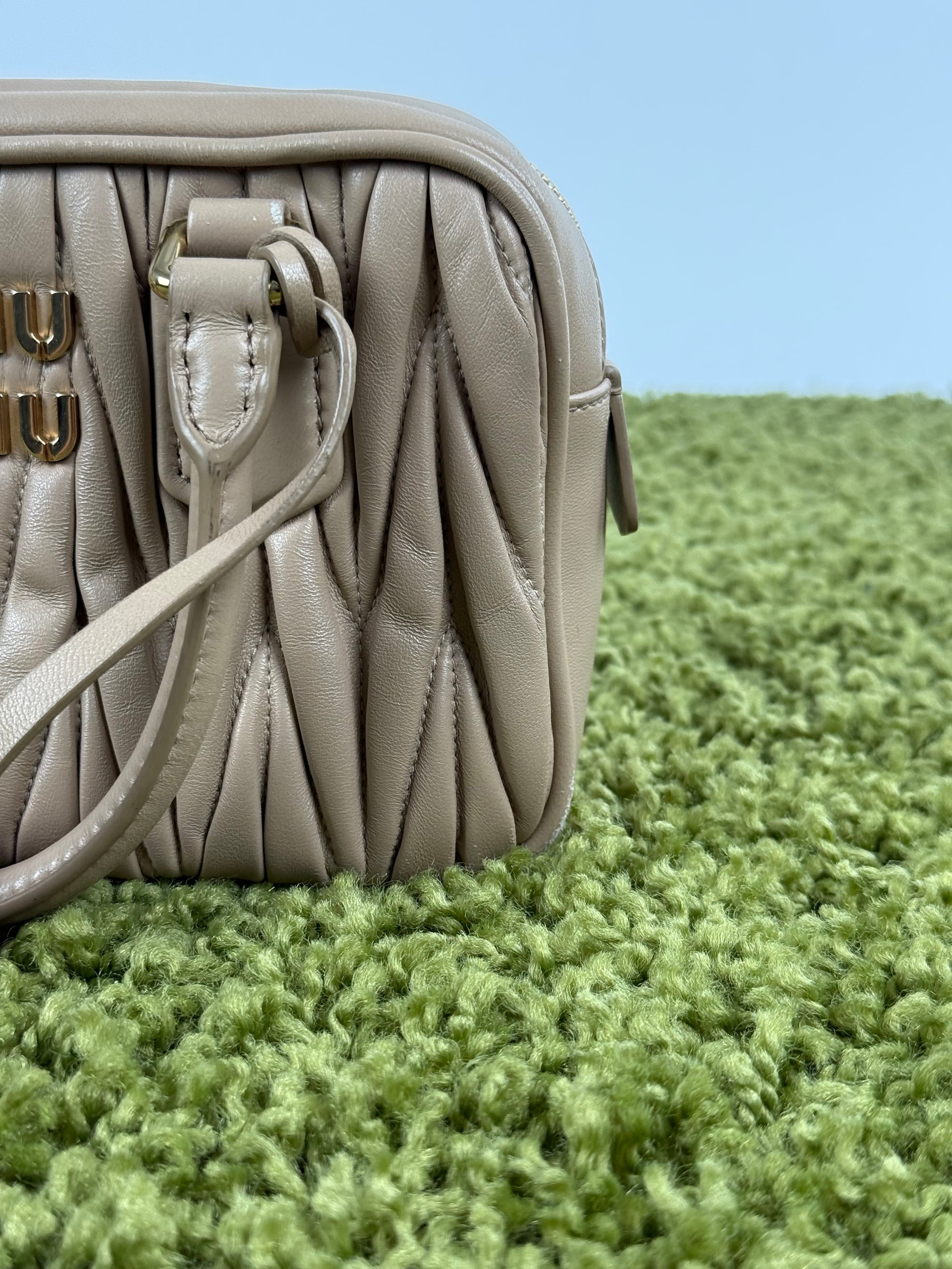 Borsa Arcadie Nappa Miu Miu Beige