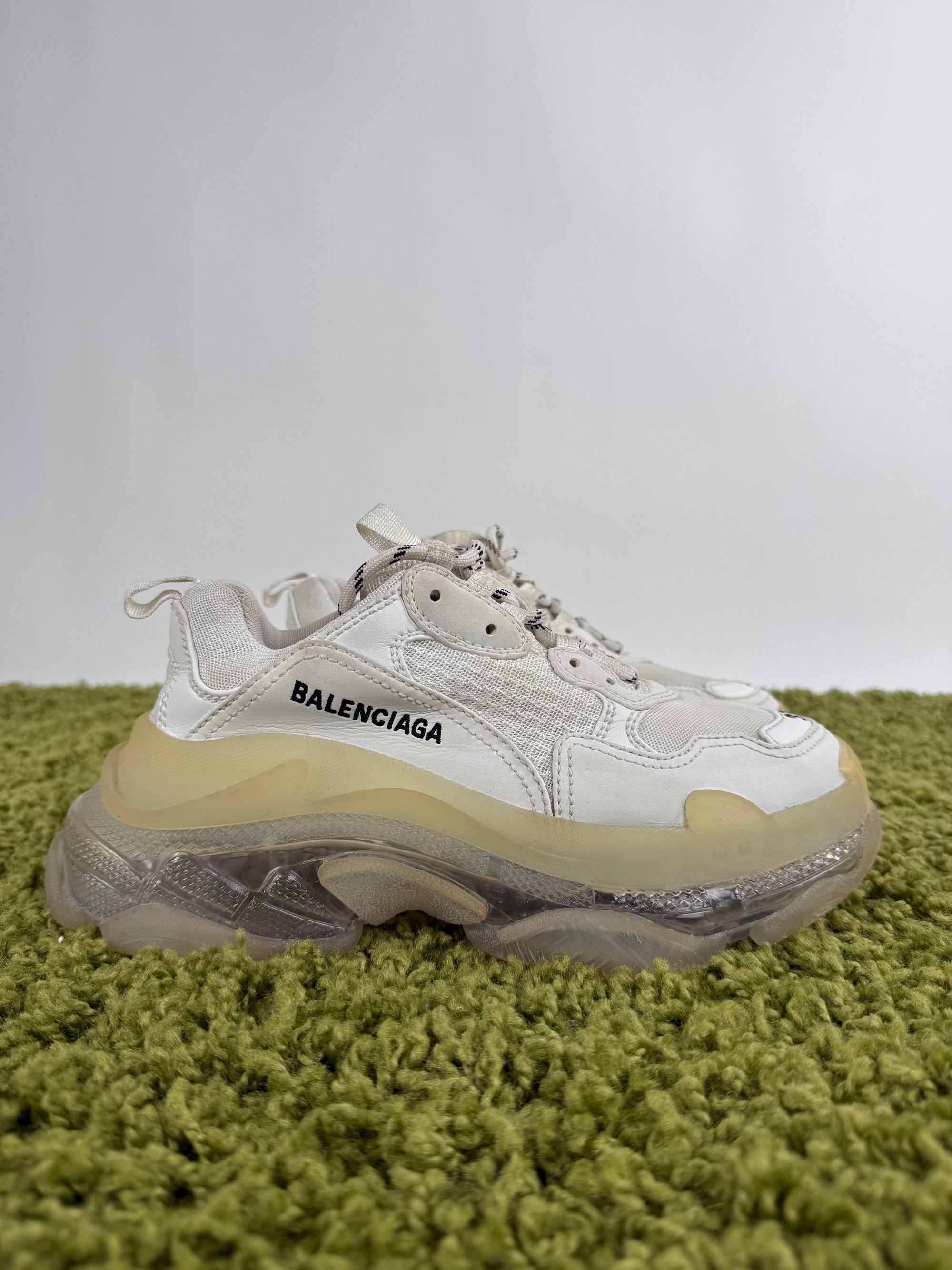 Balenciaga Triple S Bianca 37