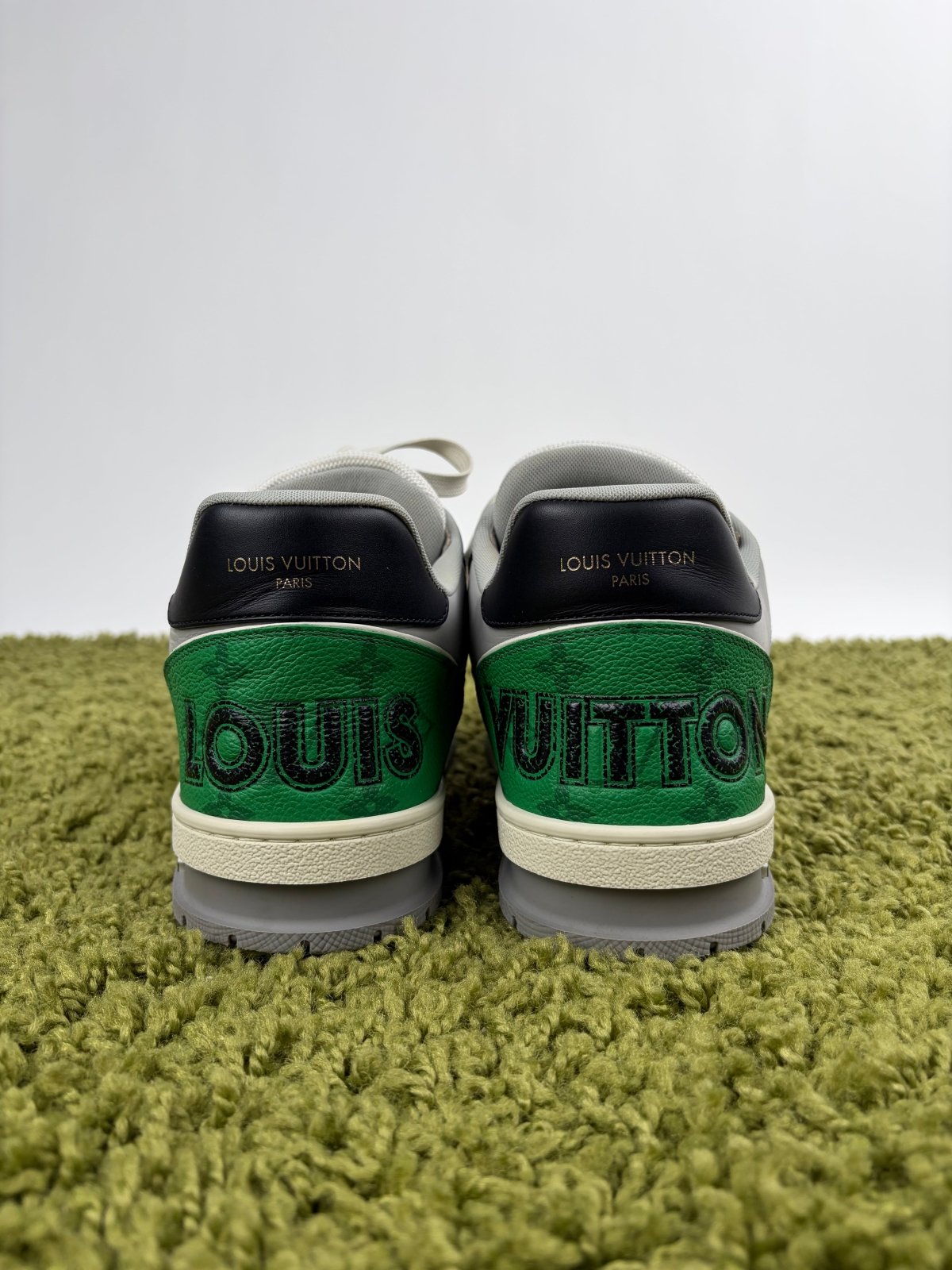Louis Vuitton Trainer Nera Multicolor 9 - Second Hand Di Fiore