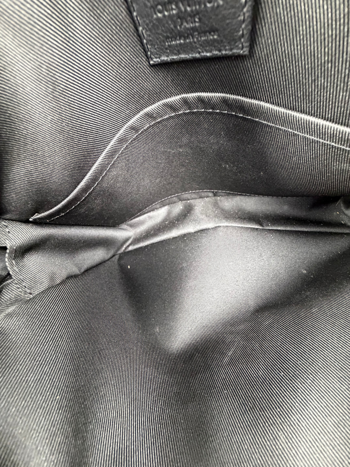 Borsa Louis Vuitton Messenger Trio Nera