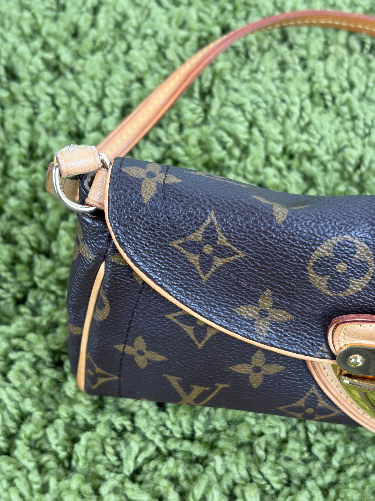 Borsa Louis Vuitton Monogram Beverly Marrone