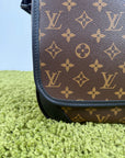 Borsa Messenger Louis Vuitton Macassar Archy Gm con finiture in pelle nera