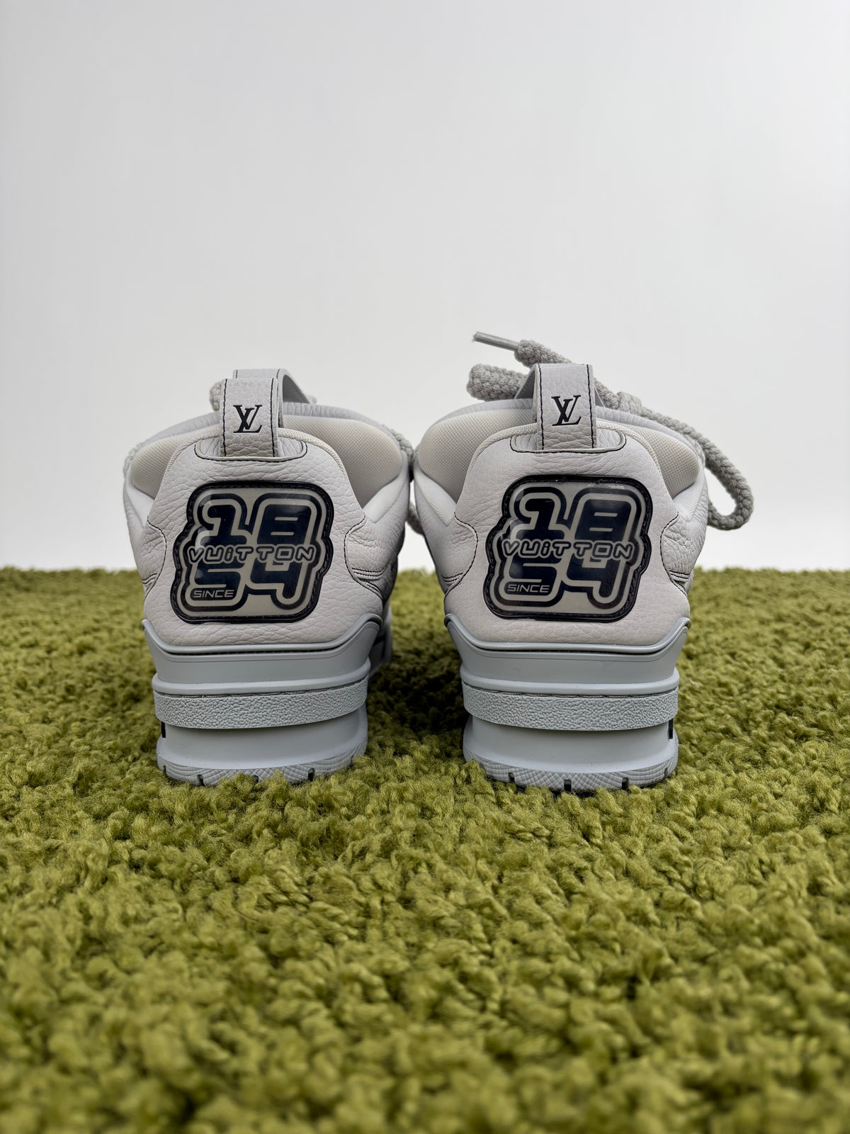Louis Vuitton Skate grigio 9