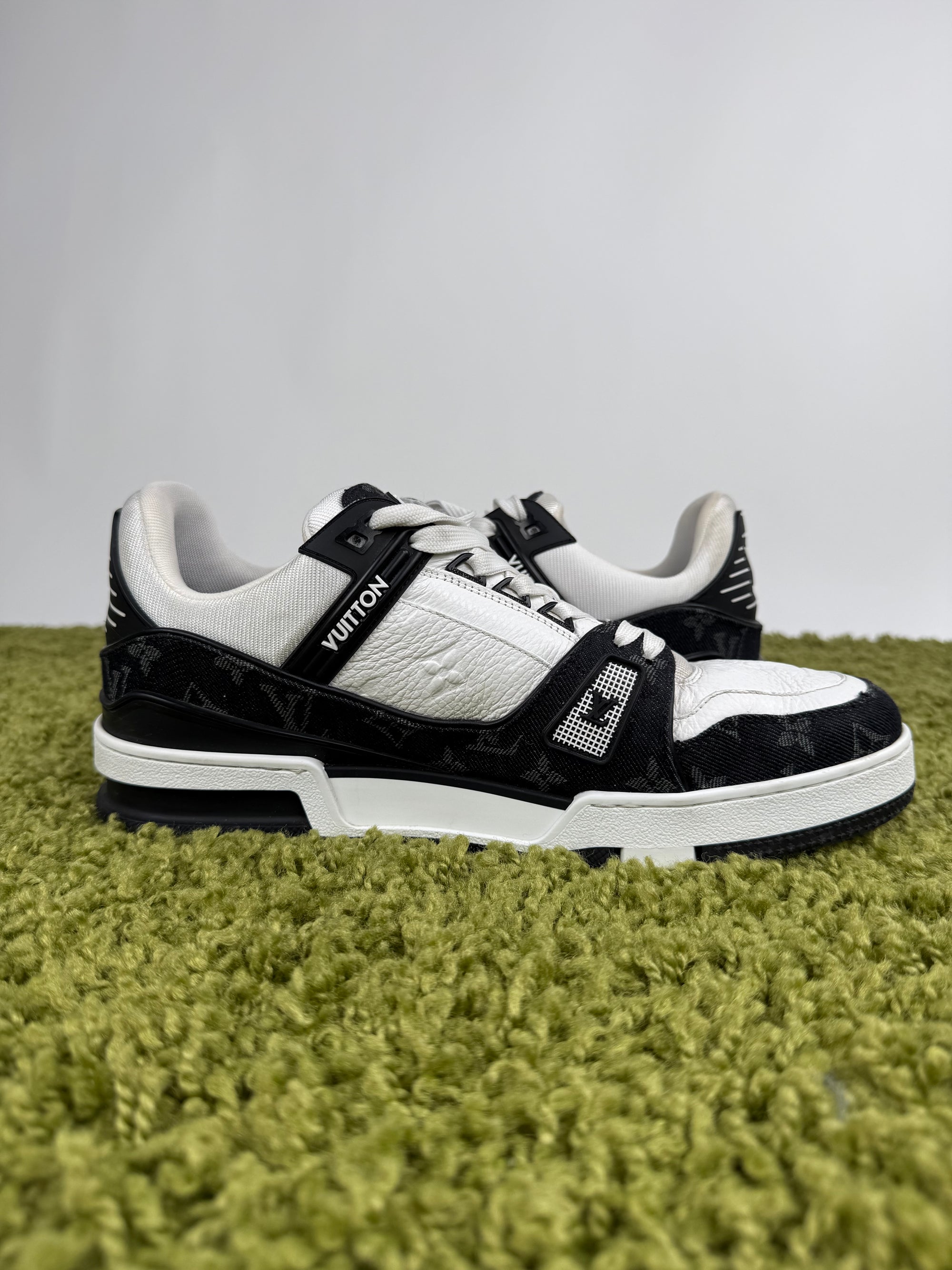 Louis Vuitton Trainer in Denim Nero 9