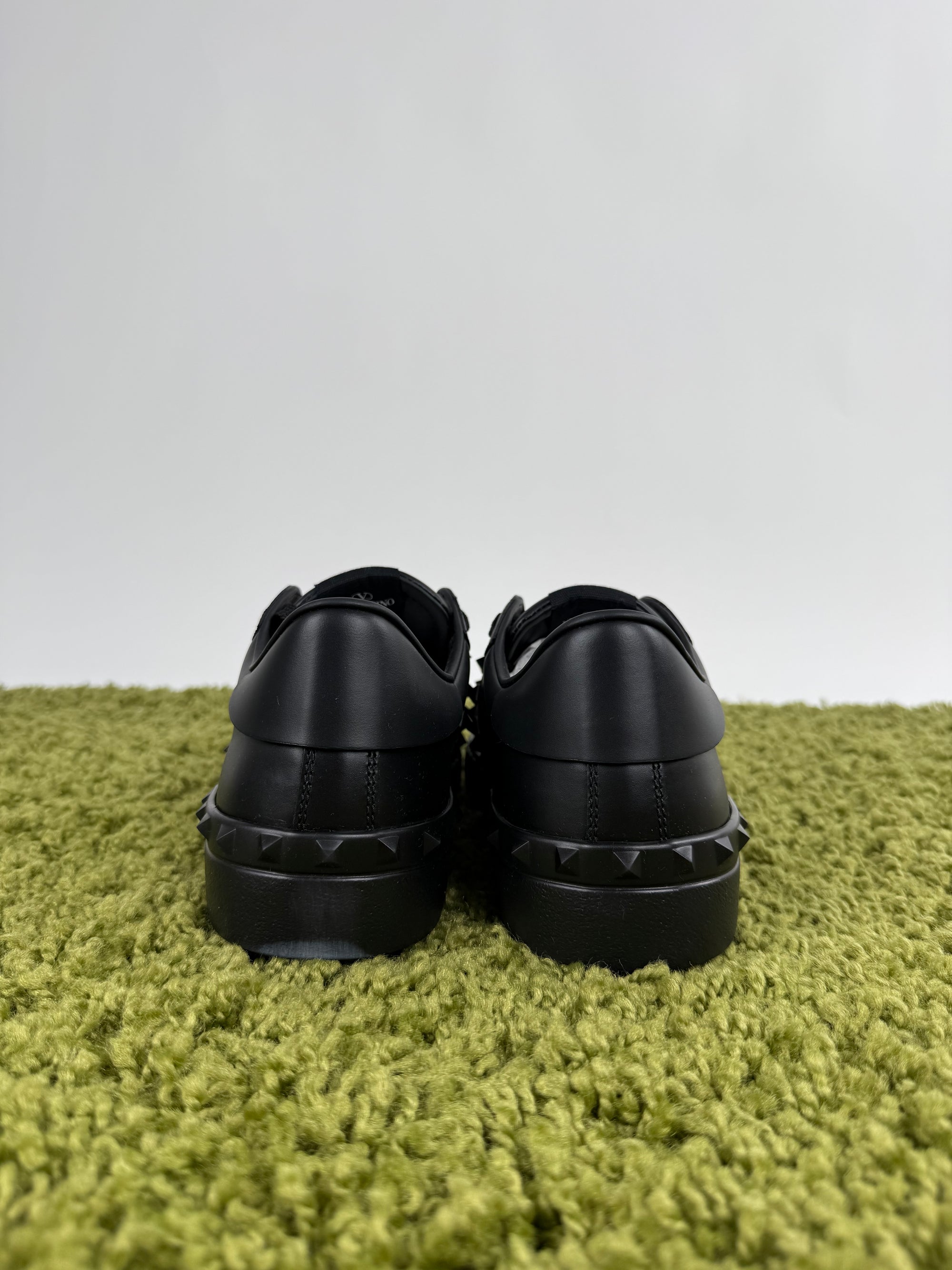 Valentino Garavani Rockstud 42.5