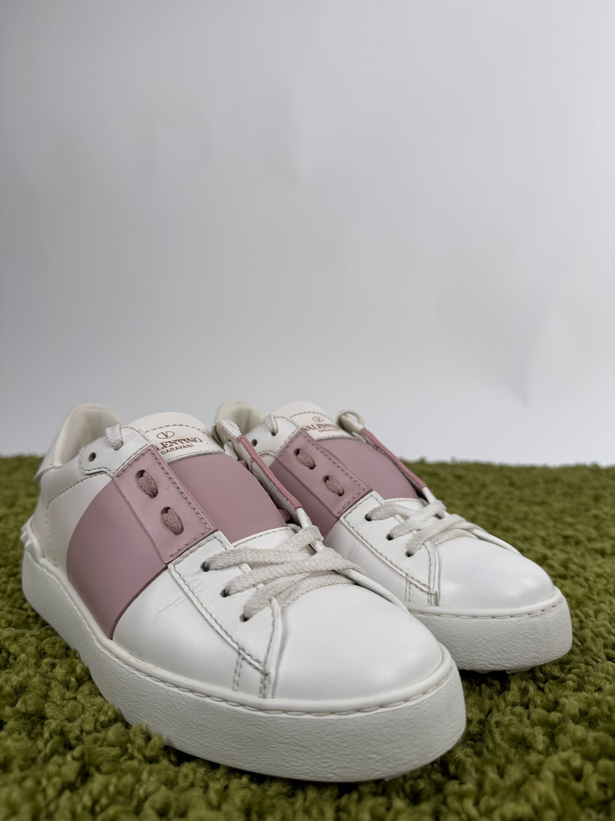 Valentino Garavani Low Sneaker 38