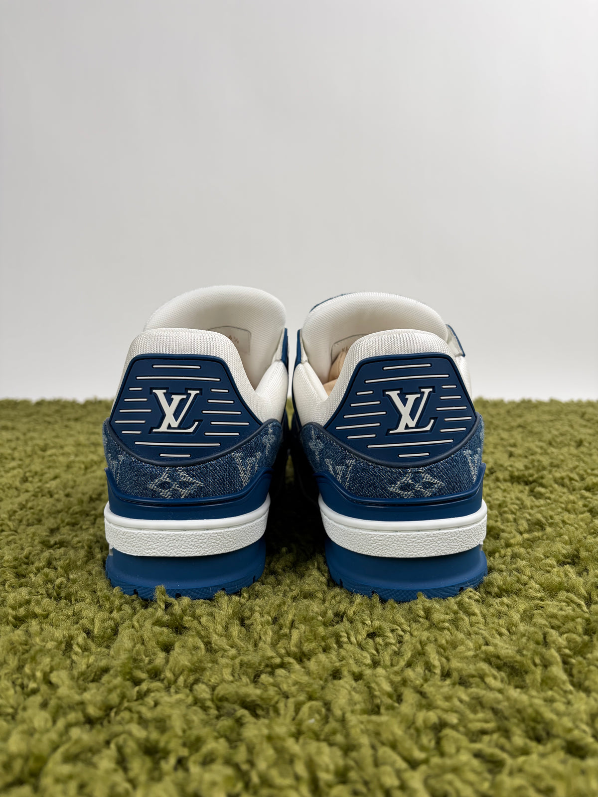 Louis Vuitton Trainer in Denim 6.5