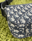 Borsello Dior Monogram blu e grigio