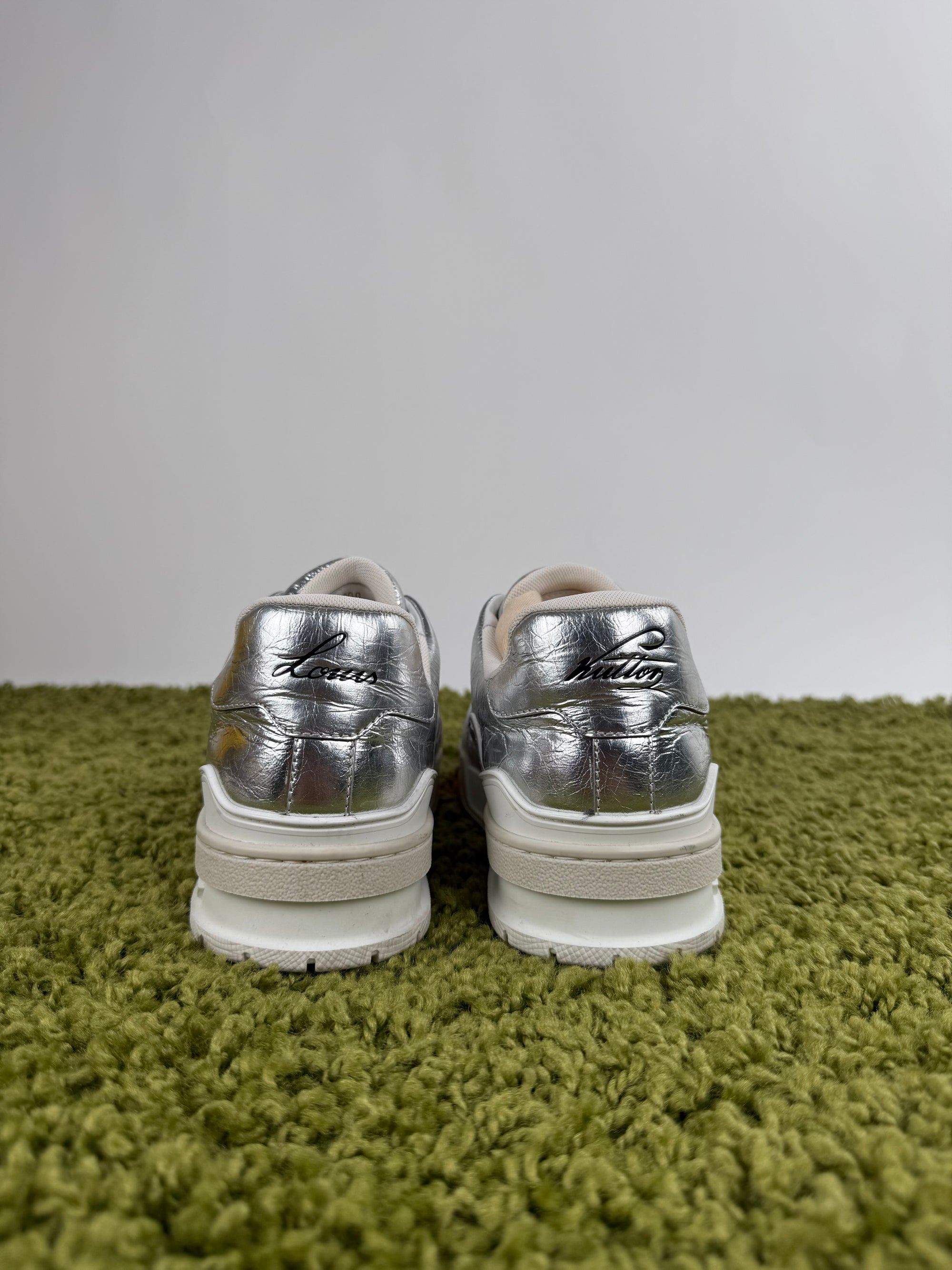 Louis Vuitton Trainer Argento 7