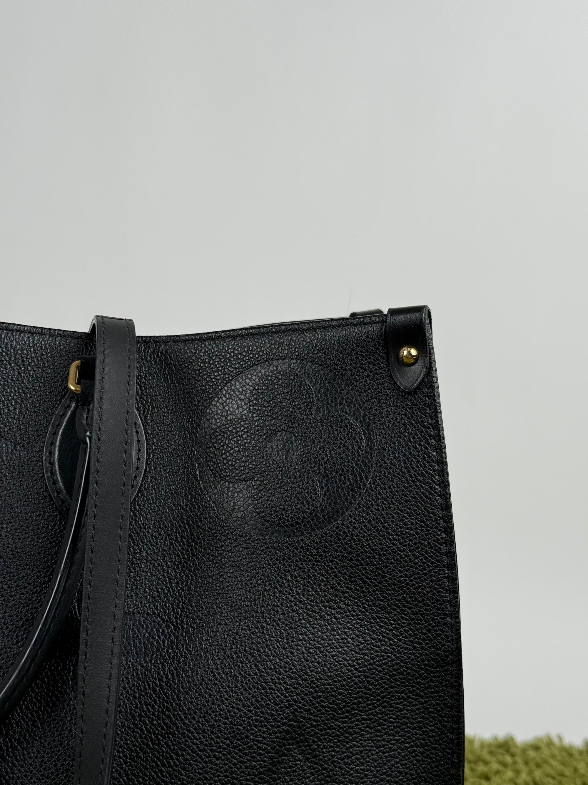Tote Bag OnTheGo GM in pelle Louis Vuitton Nera