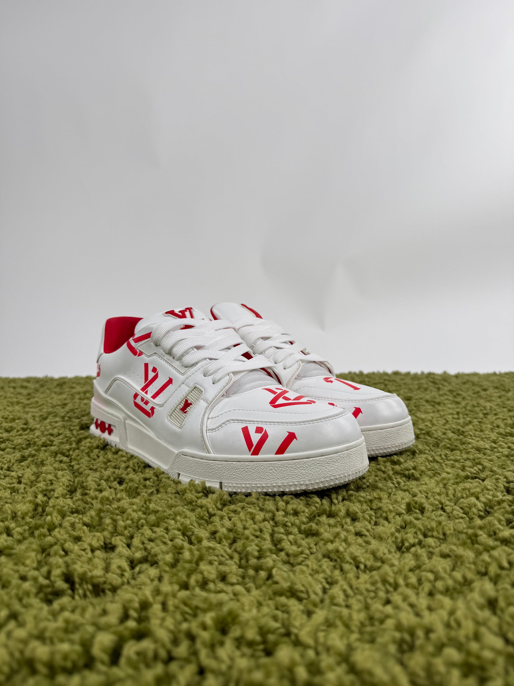 Louis Vuitton Trainer 43.5 veste 44.5