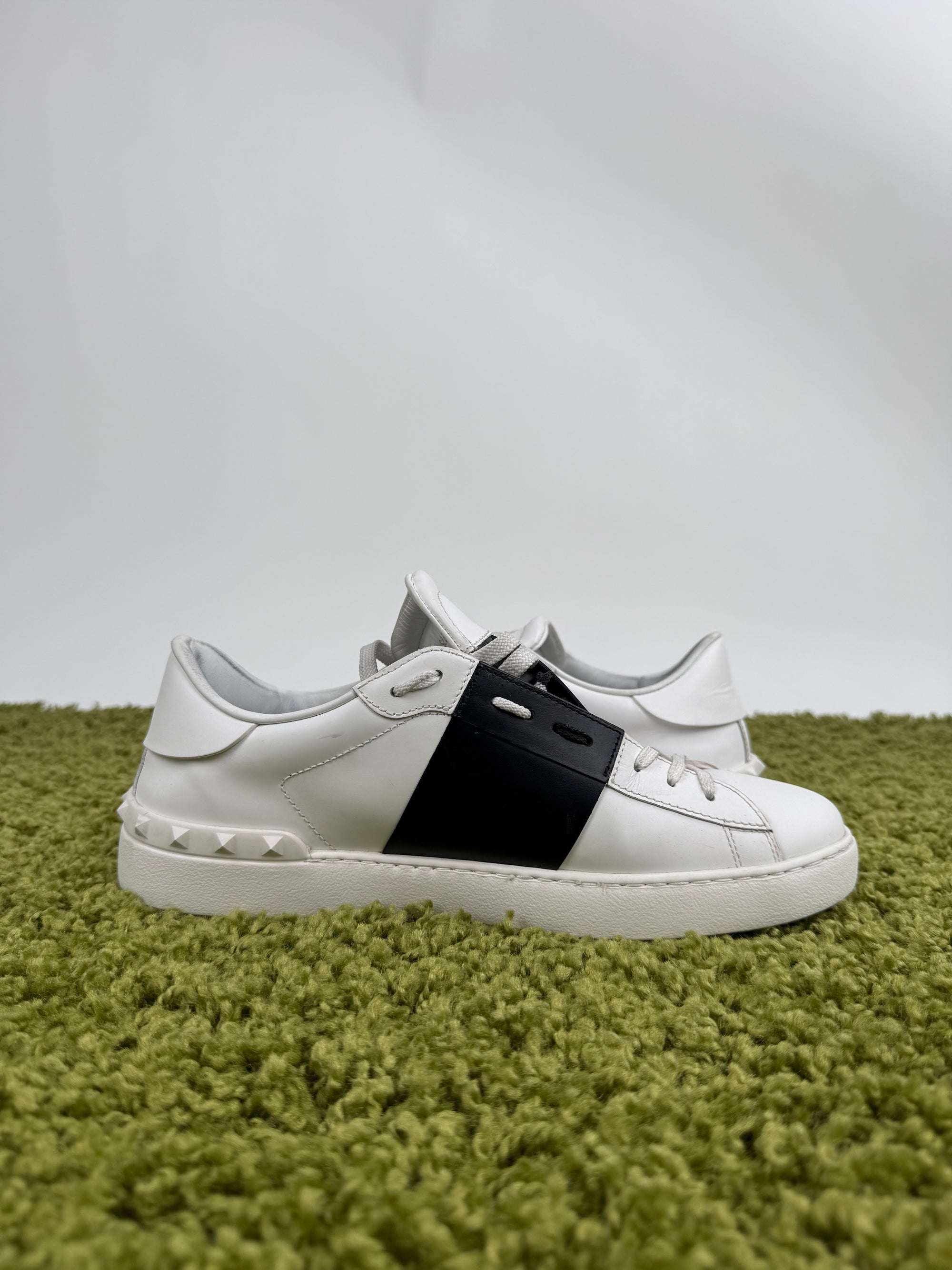 Valentino Garavani Low Sneaker 44