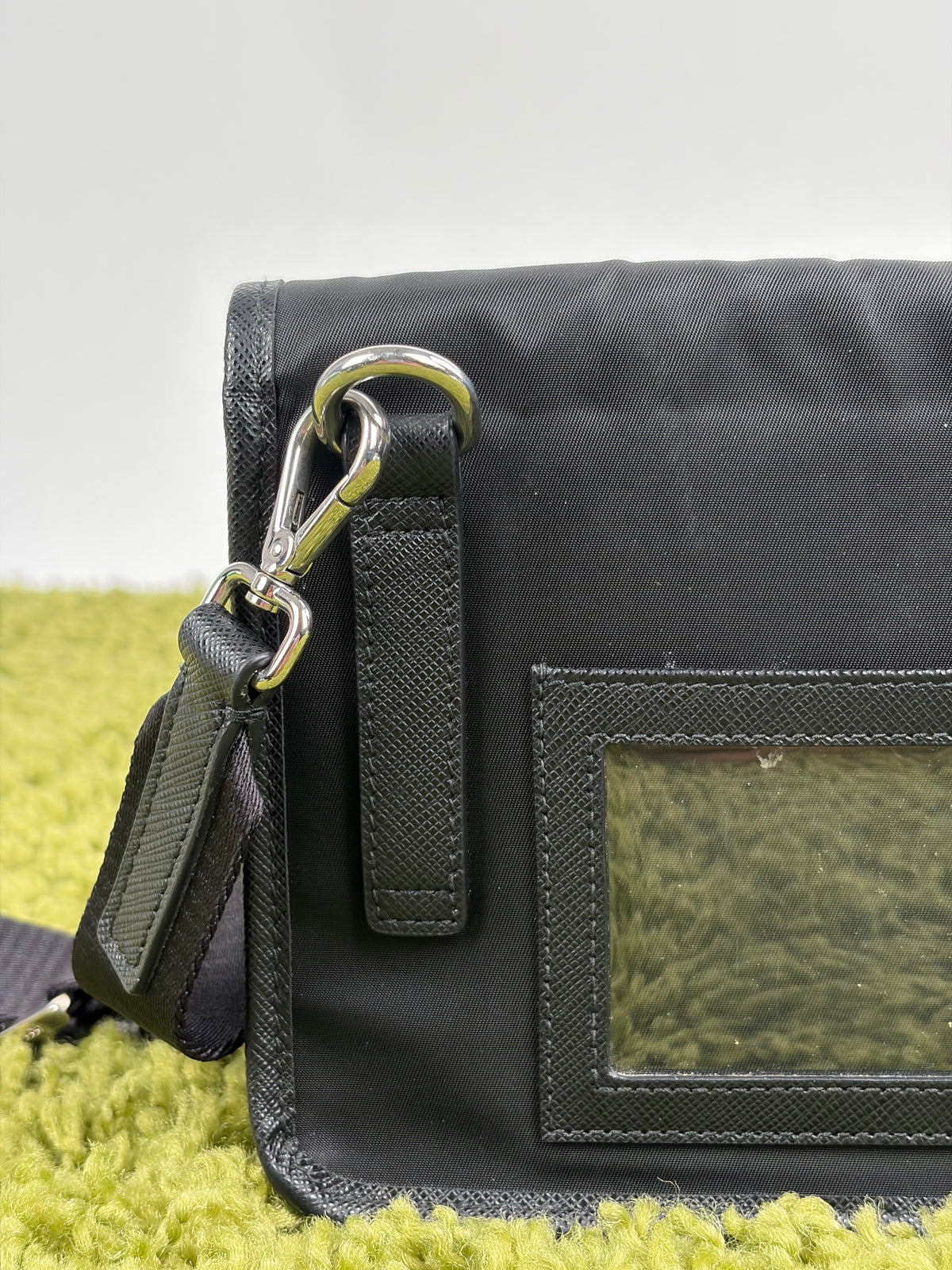 Borsa a tracolla  Prada in Nylon Nero