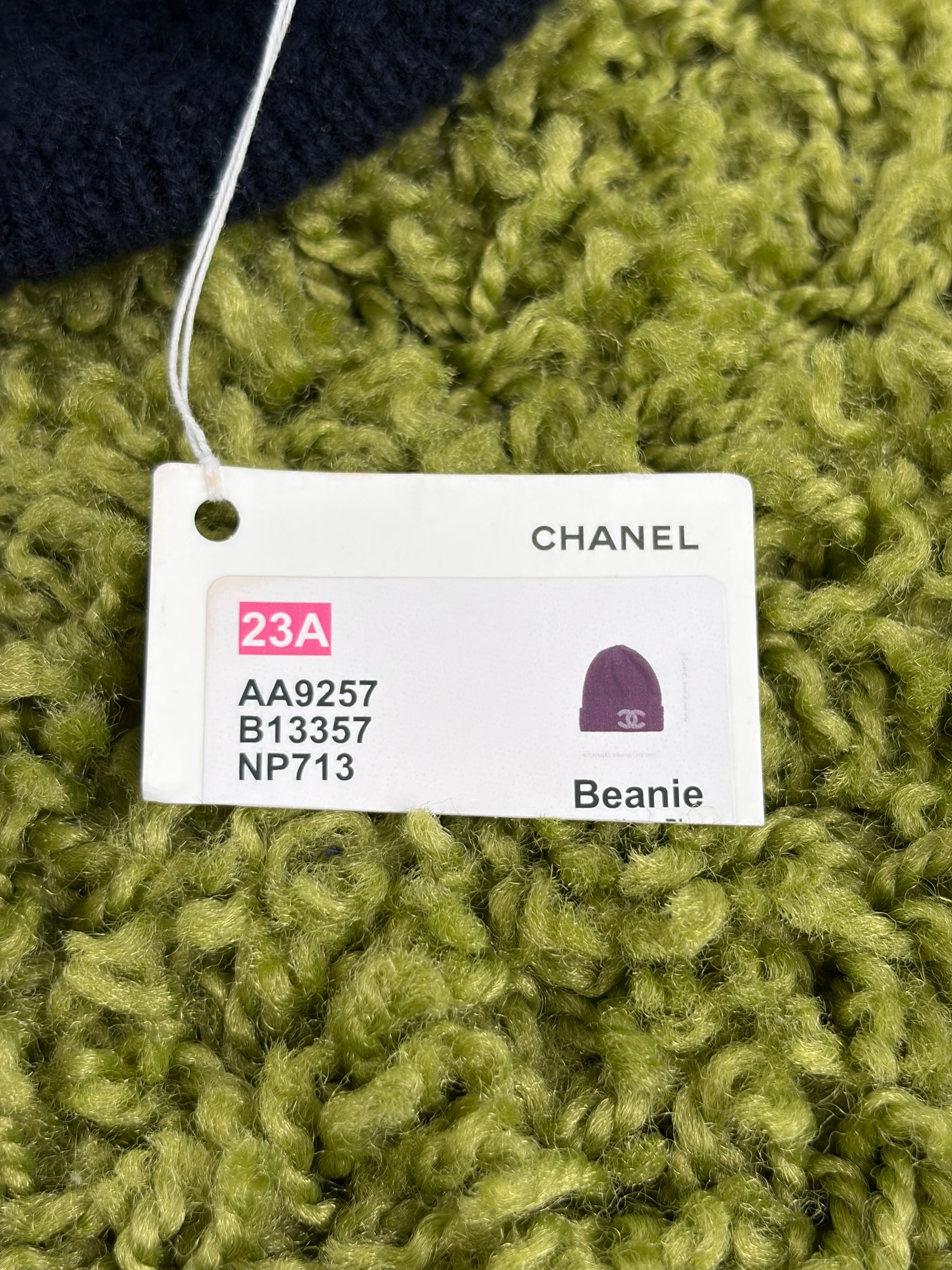 Cappello Chanel blu e bianco