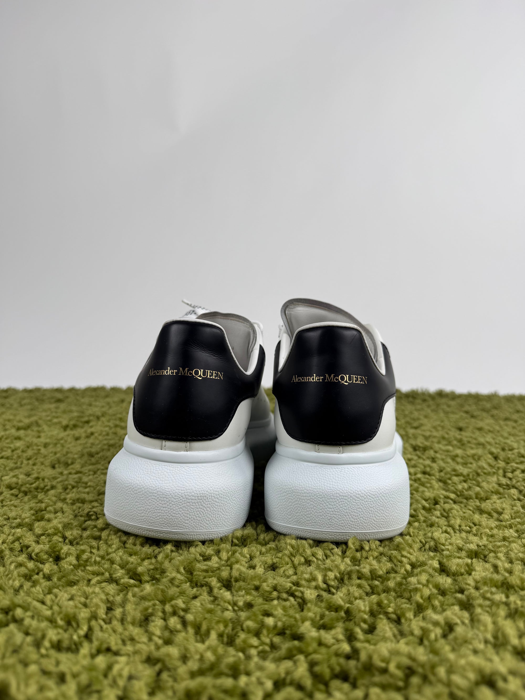 Alexander Mcqueen sneaker 43