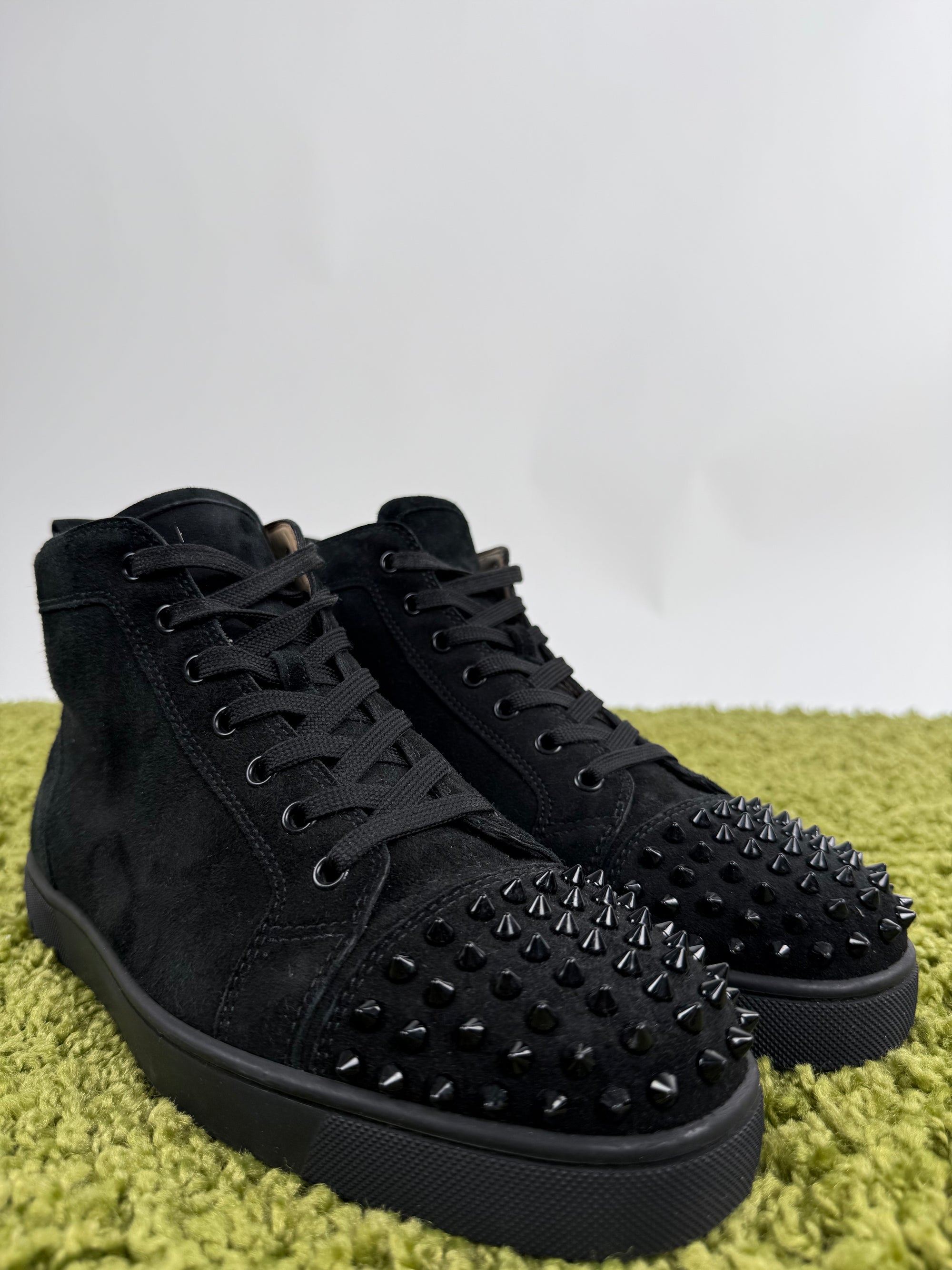 Christian Louboutin Spikes 42