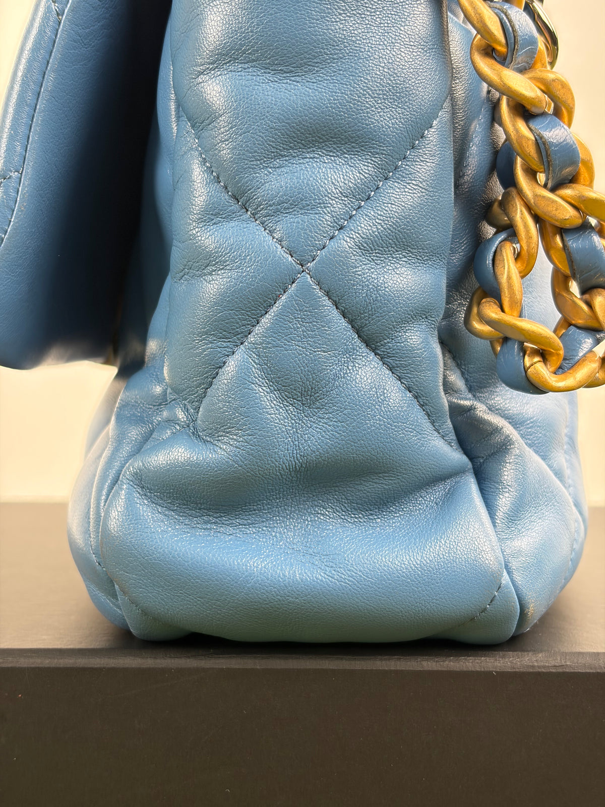 Borsa Chanel 19 Trapuntata in Pelle Azzurra