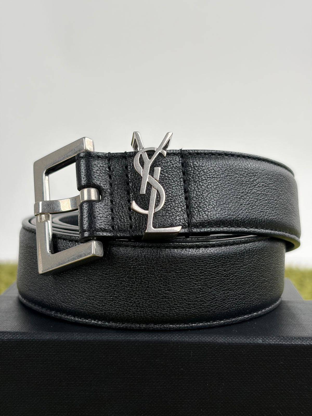 Cintura Yves Saint Laurent Nero 124cm