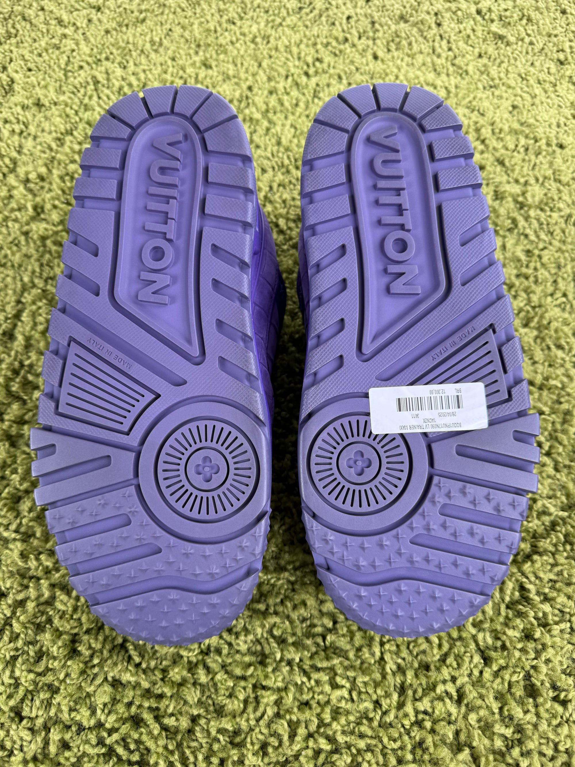 Louis Vuitton Trainer Maxi Viola 9