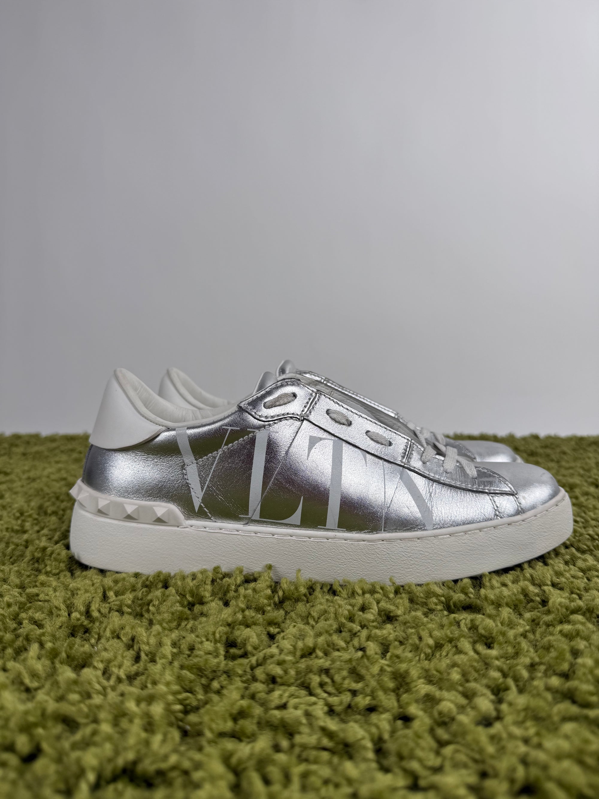 Valentino Garavani Rockstud Argento 40