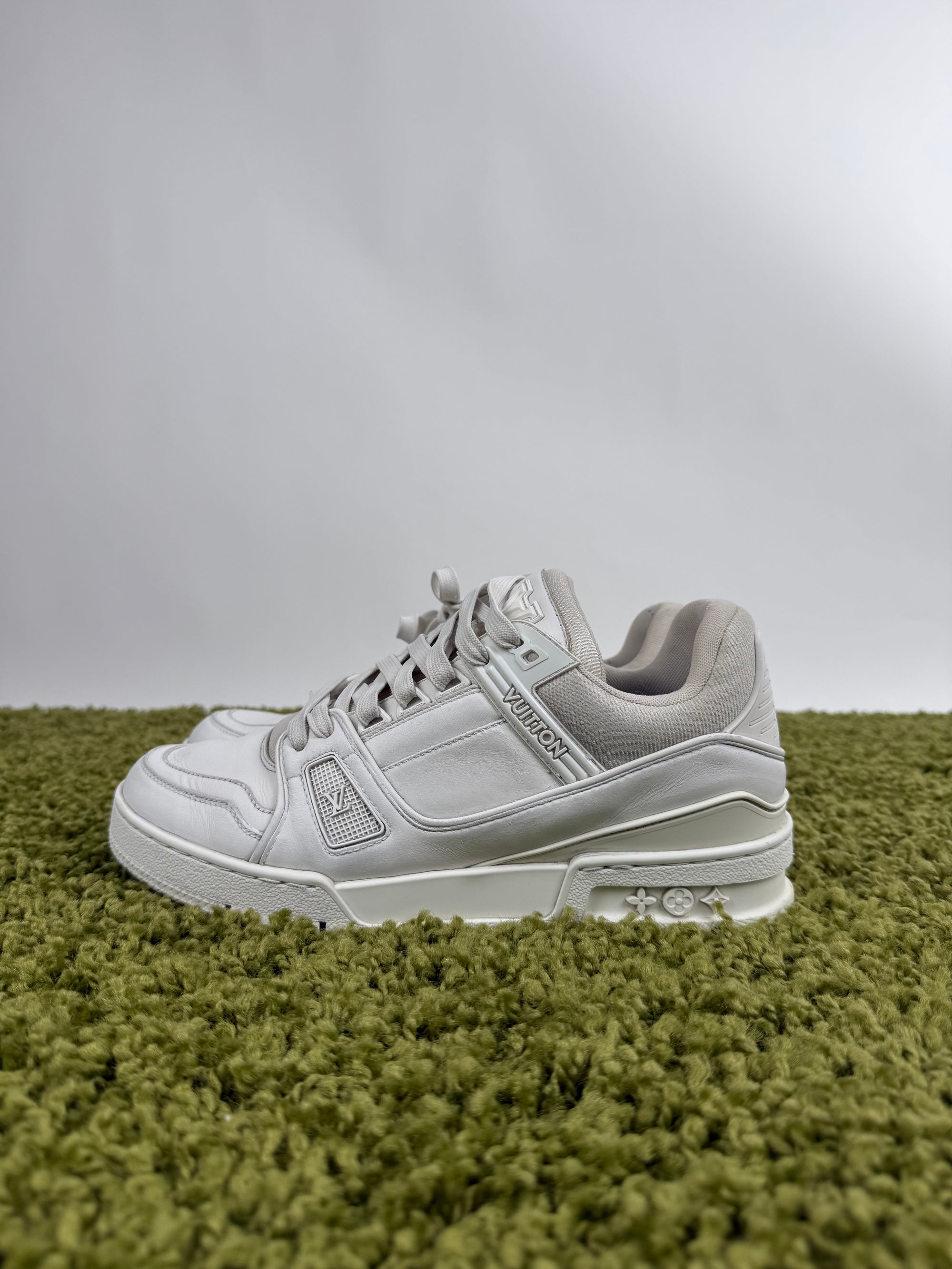 Louis Vuitton Trainer 41.5