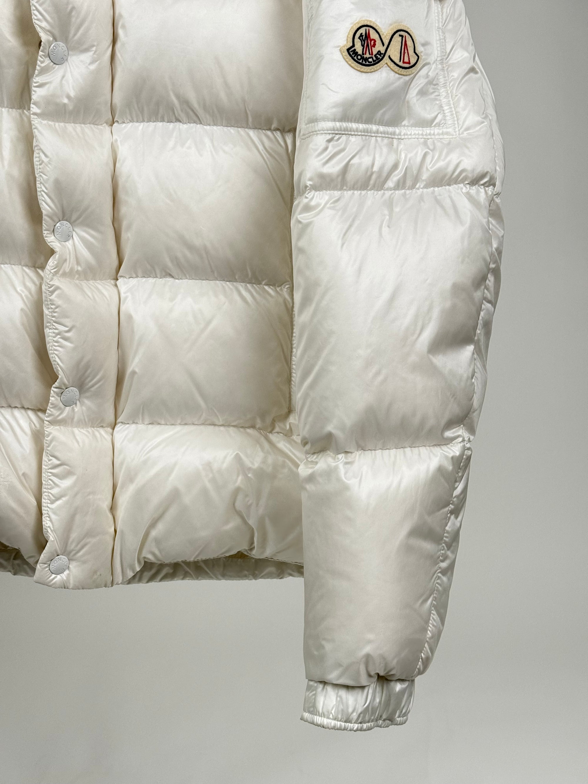 Giubbotto Moncler Maya 70 Size 5=XL bianco