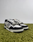 Louis Vuitton Trainer 42 veste 43