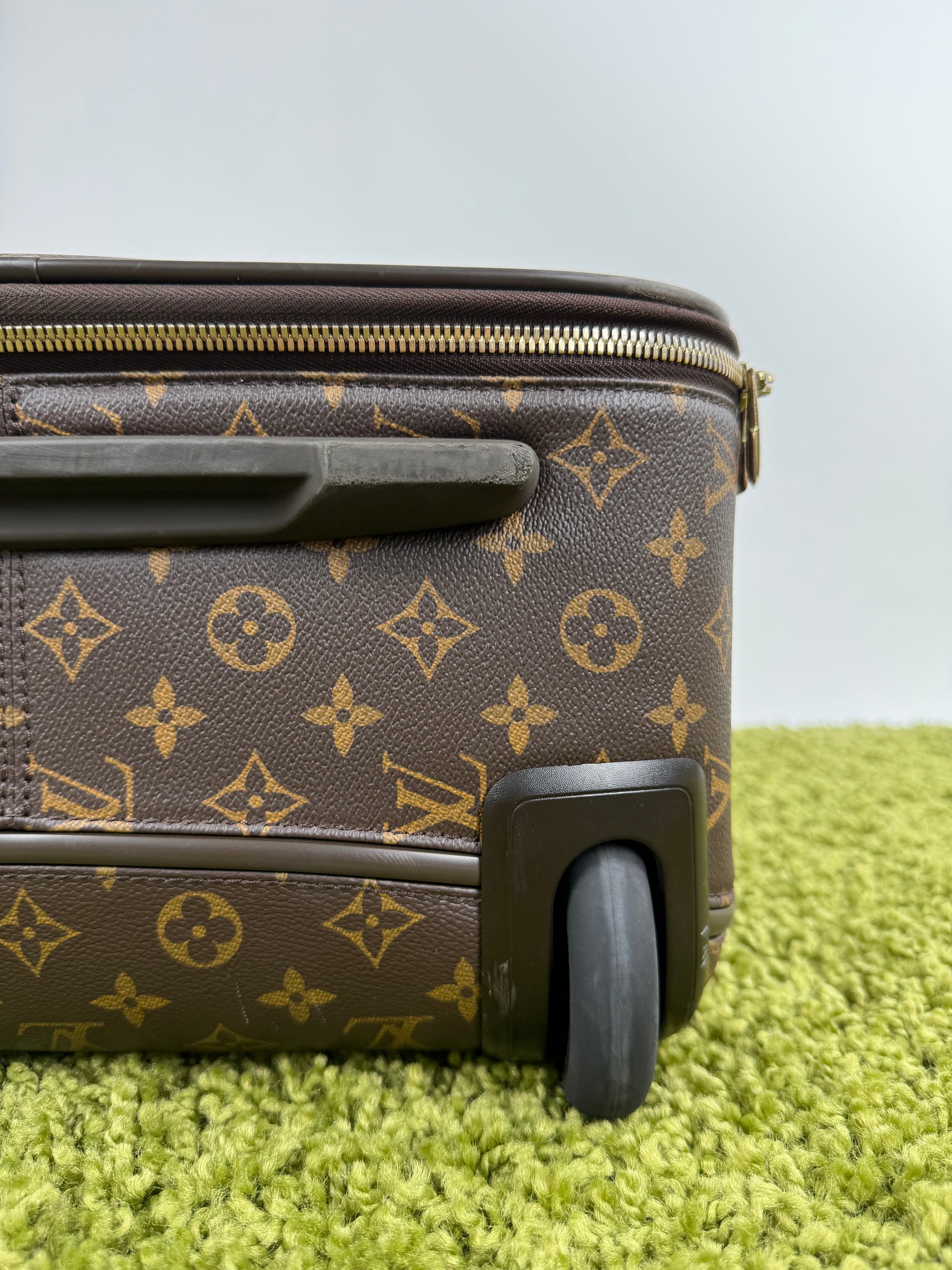 Valigia Louis Vuitton Pegase 45 Monogram Lv in canvas marrone