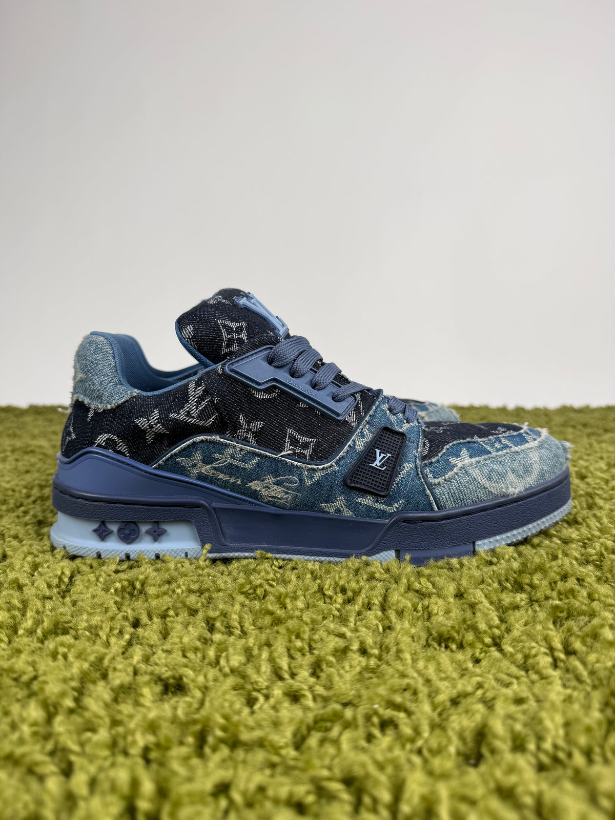 Louis Vuitton Trainer in denim Blu 7.5