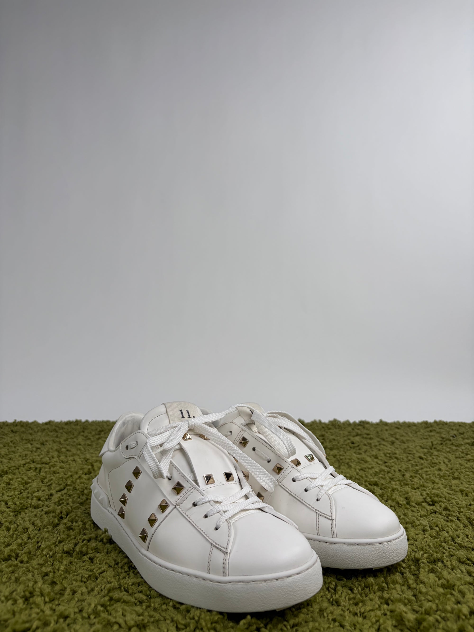 Valentino Rockstud Size 41 bianche e oro