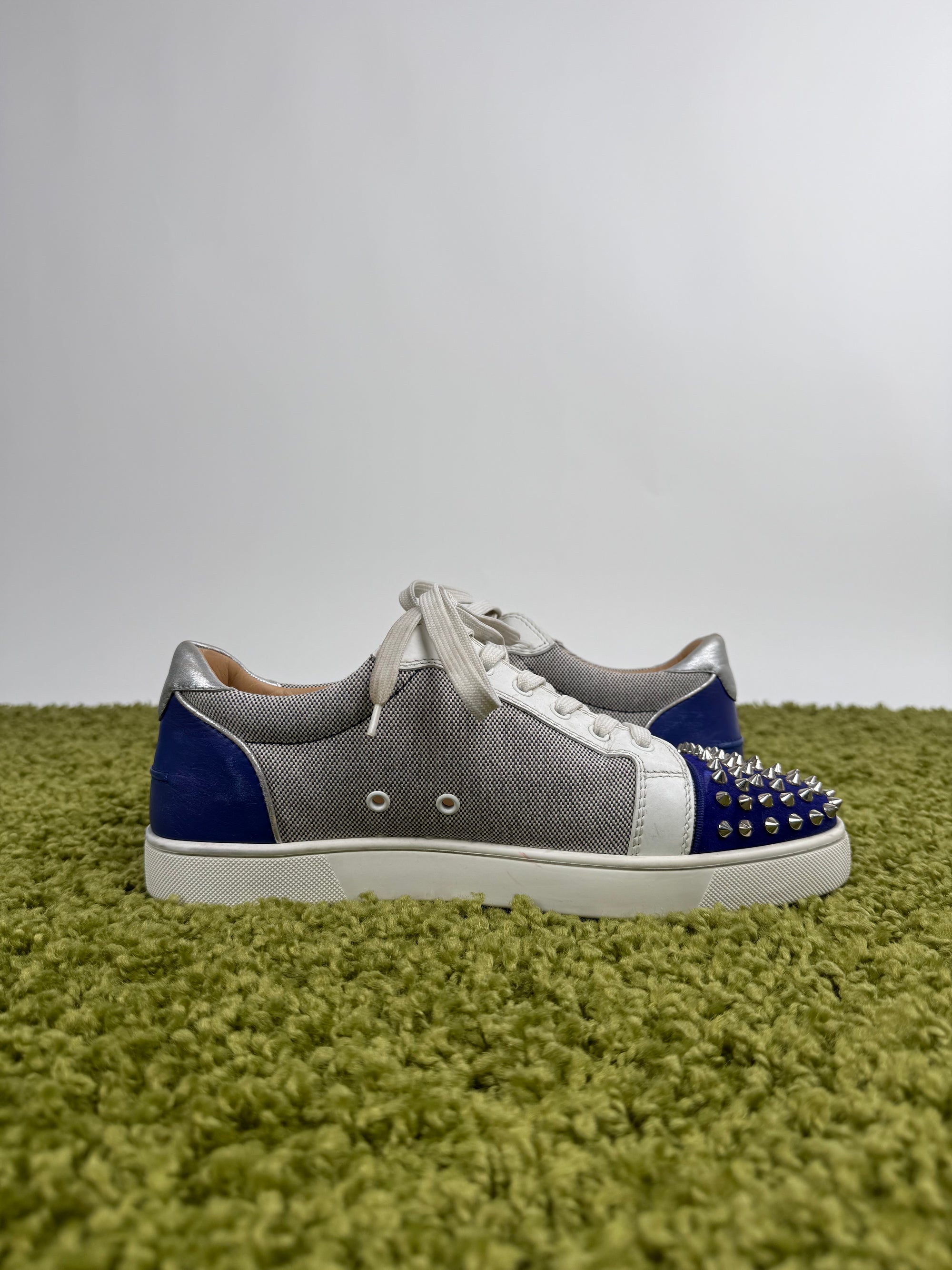 Christian Louboutin Spikes 44