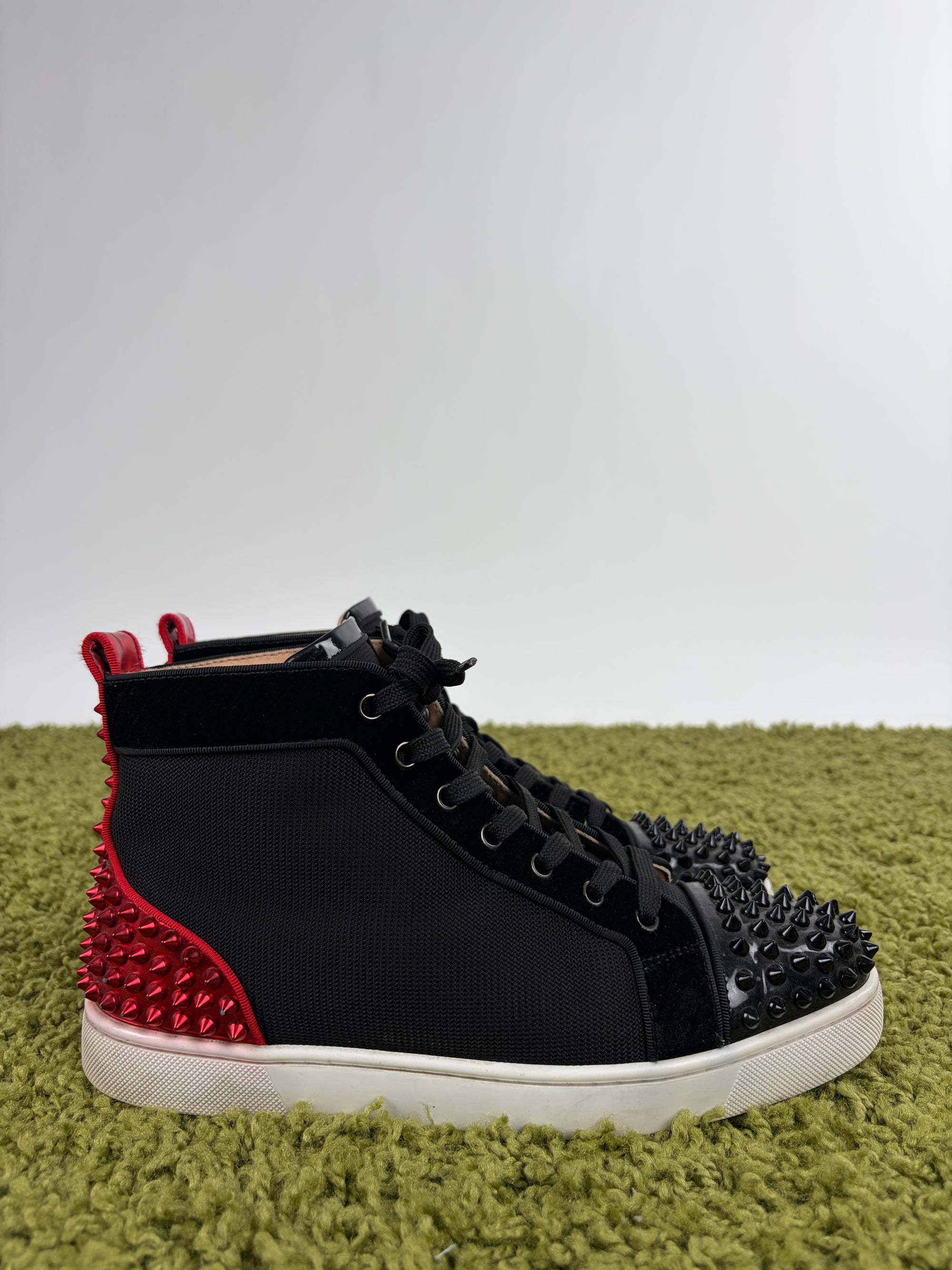 Louboutin alte Size 41 nere e risse